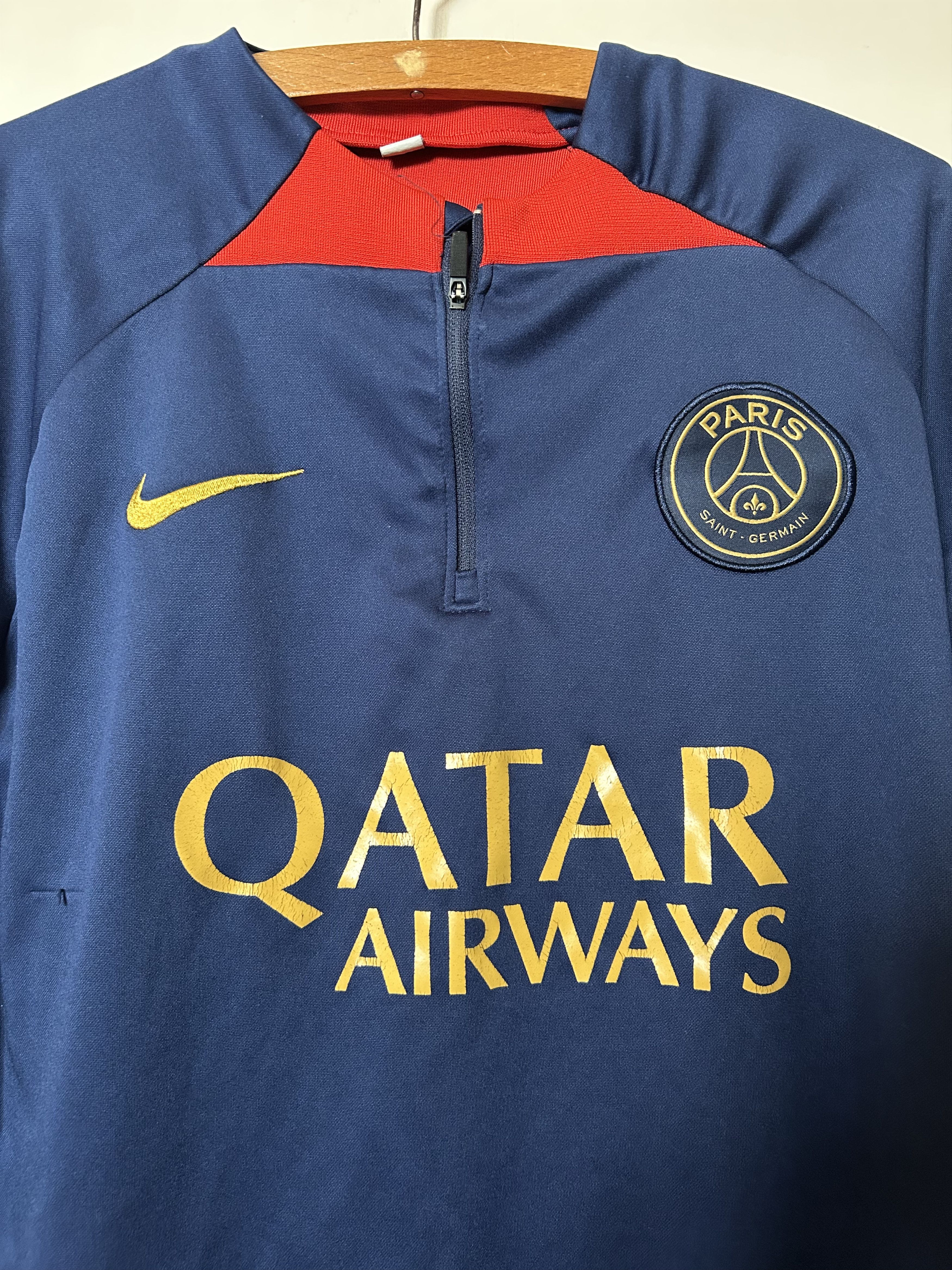 Nike PSG training sweatshirt - Nike - S - UNIQUE Size US S / EU 44-46 / 1 - 4 Thumbnail