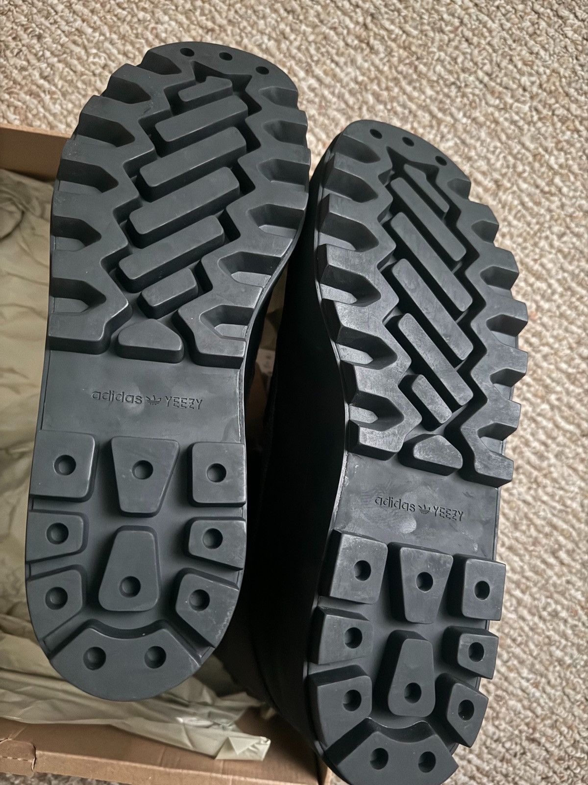 Yeezy Yeezy 950 Pirate Black Size US 12 / EU 45 - 3 Thumbnail