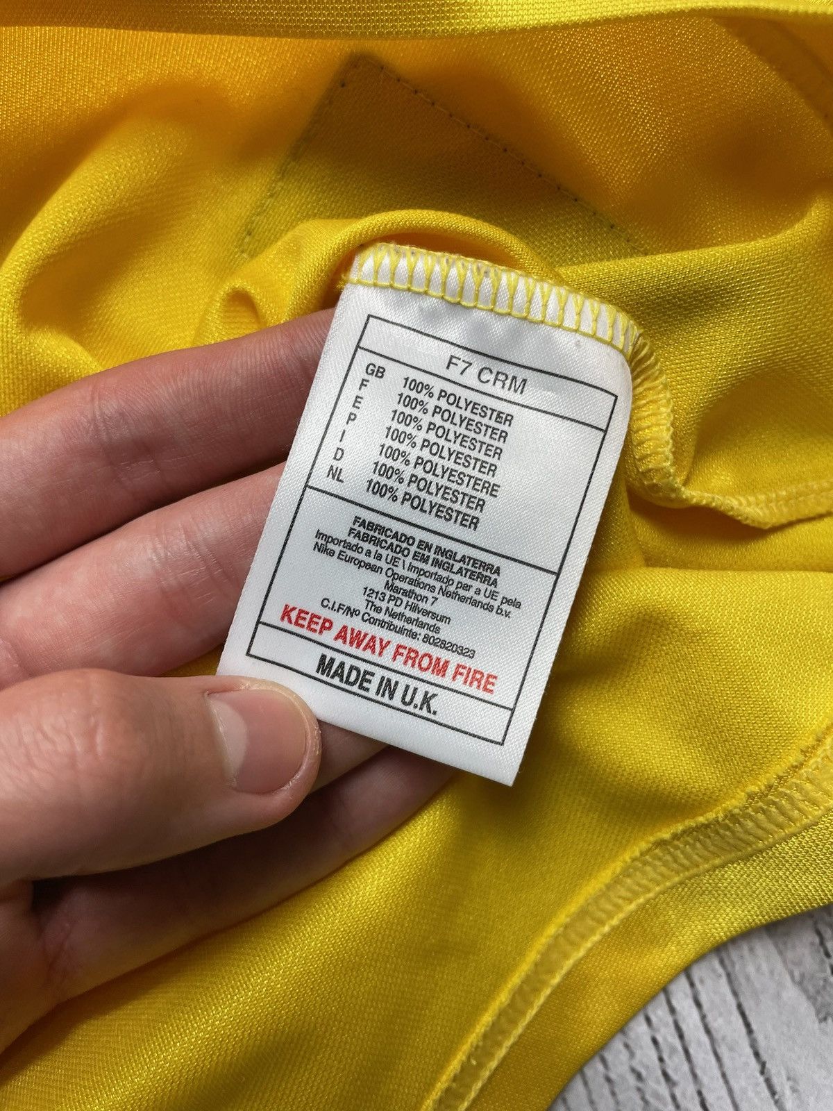 Vintage Vintage Nike Arsenal long sleeve yellow soccer jersey Xs/S Size US XS / EU 42 / 0 - 8 Thumbnail