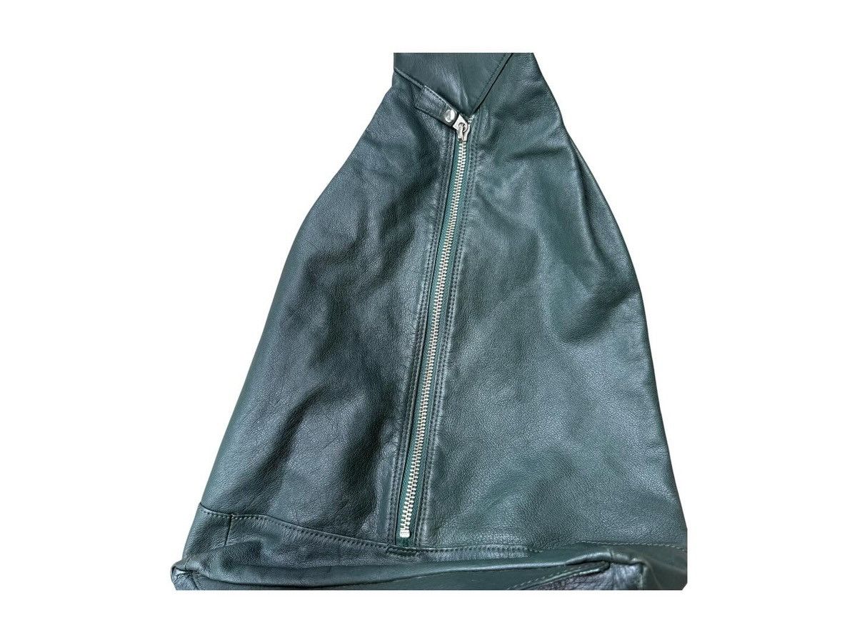 Katharine Hamnett London VINTAGE KATHARINE HAMNETT LONDON Logo Leather Sling Bag Size ONE SIZE - 4 Thumbnail
