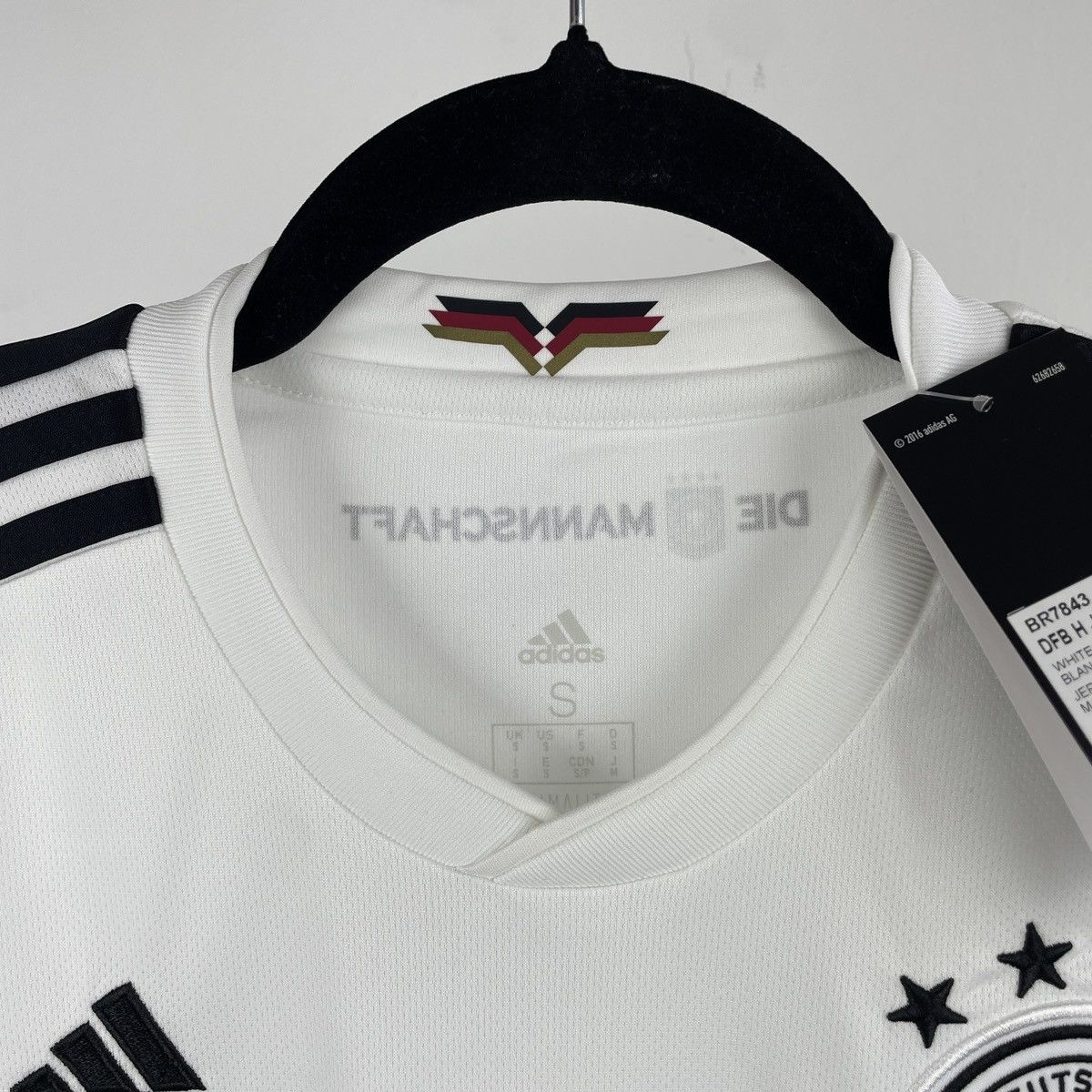 Adidas Germany Adidas Genuine Home Jersey Shirt 2018/2019 size S Size US S / EU 44-46 / 1 - 3 Thumbnail