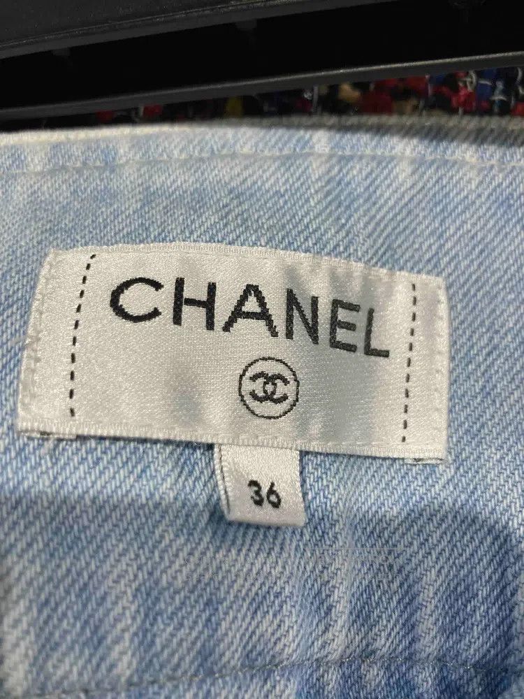 Chanel Chanel 18s light blue vertical denim skirt Size 24" / US 00 / IT 34 - 4 Thumbnail