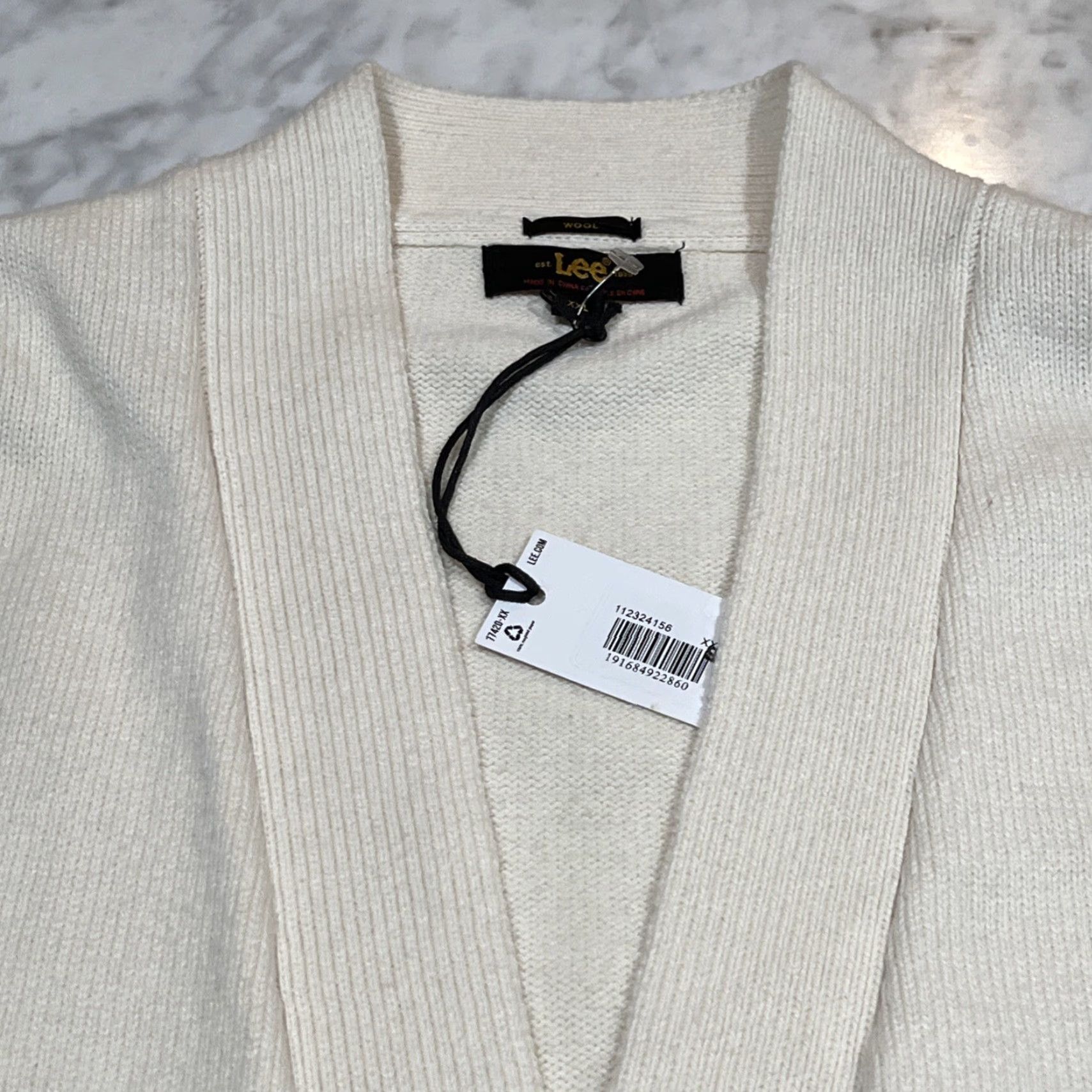 Lee Lee Jeans Cardigan Varsity Sweater Men 2XL Wool Pockets Buttons Preppy NWT V-Neck Long Sleeve Beig e Size US XXL / EU 58 / 5 - 4 Thumbnail