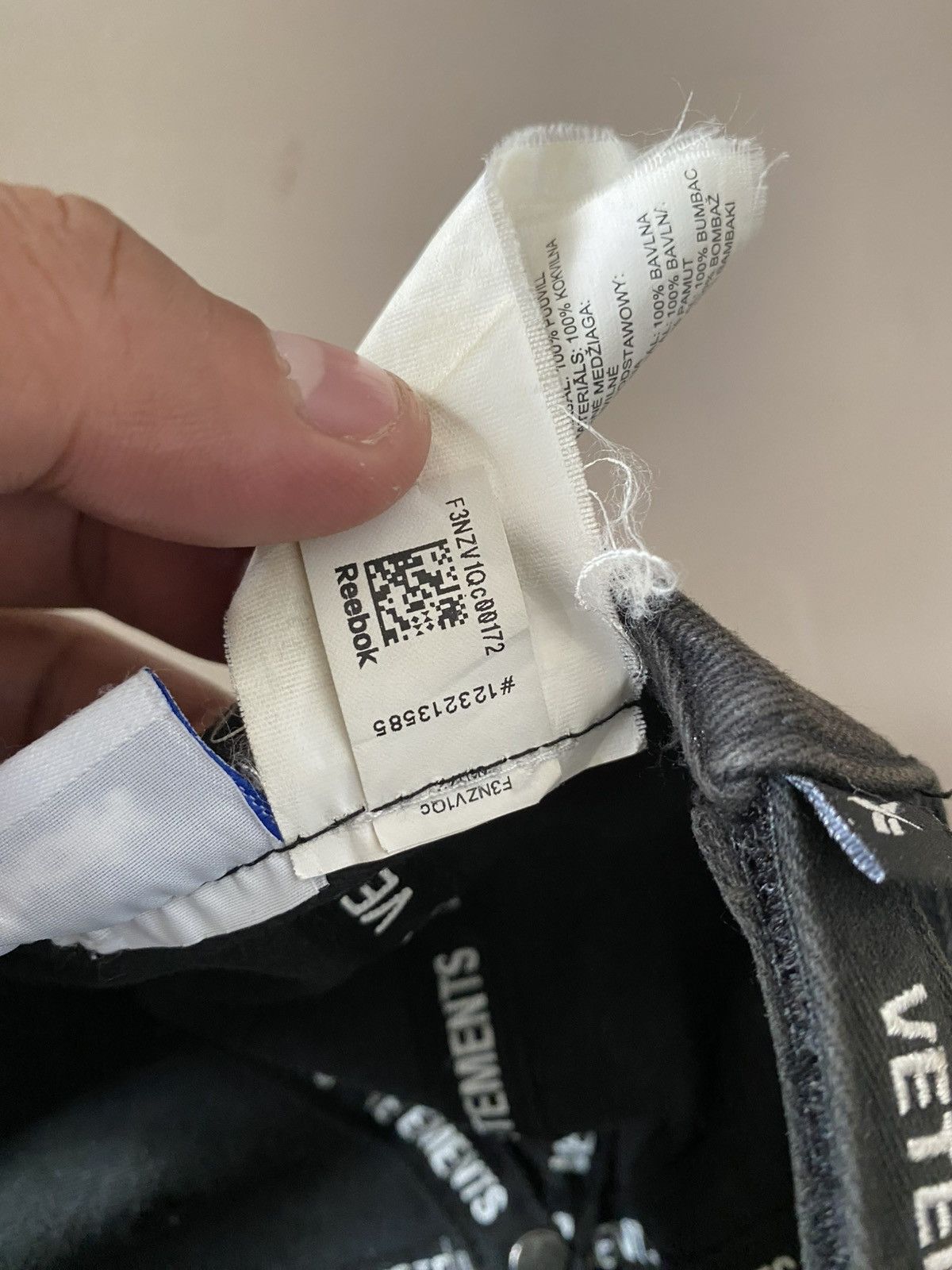 Reebok × Vetements Vetements x rebook securite cap Size ONE SIZE - 10 Thumbnail