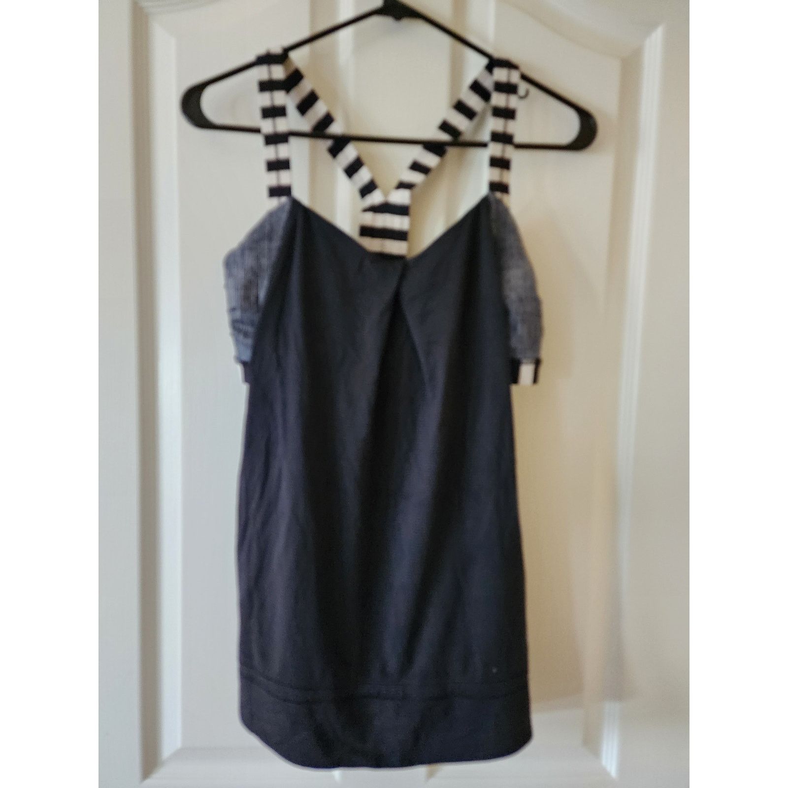 Lululemon Lululemon Rest Less Tank Size 8 Black White 2in1 No Inserts Size M / US 6-8 / IT 42-44 - 1 Thumbnail