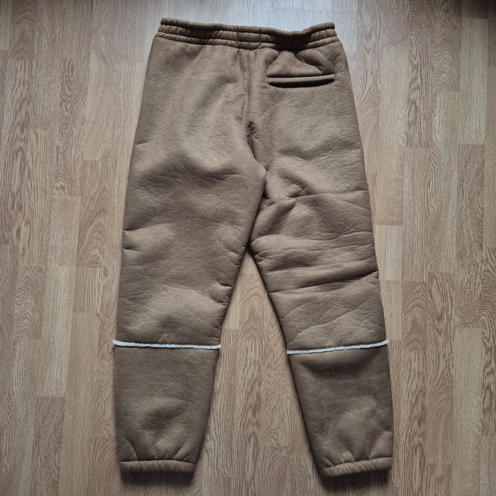 Palace Palace Sherpa Faux Suede Jogger Brown Medium Brand New FW24 Size US 32 / EU 48 - 3 Thumbnail