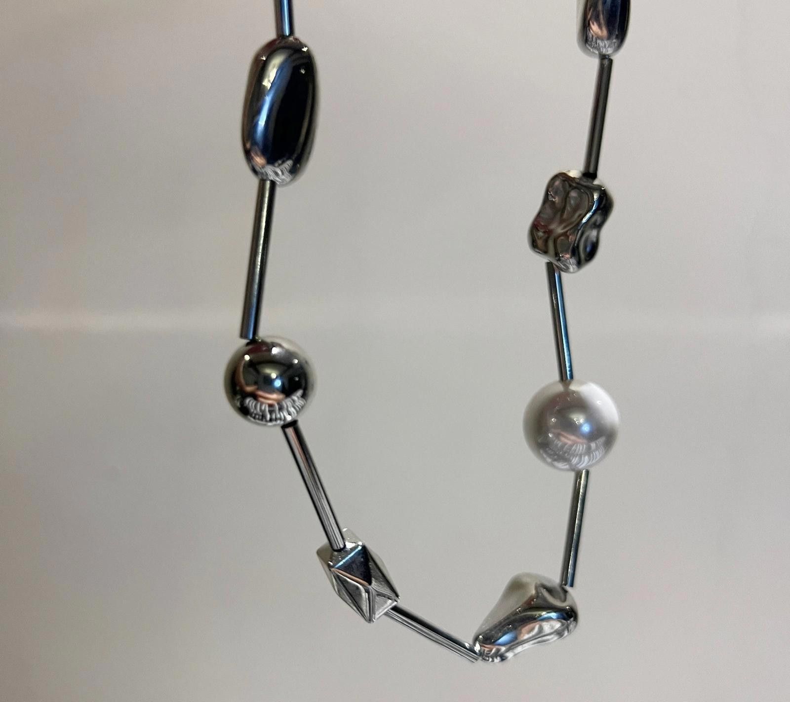 Jewelry Silver Geometric Pearl Accent Necklace, Modern Jewelry Size ONE SIZE - 4 Thumbnail