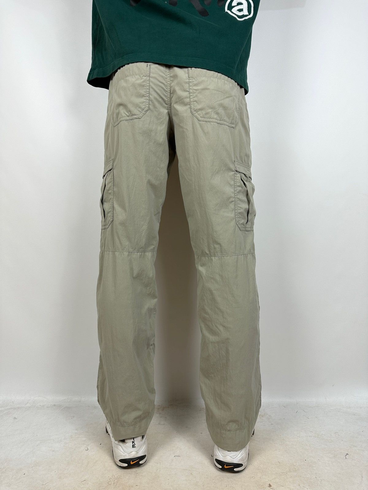 Arc'teryx Vintage Arcteryx Nylon Light Grey Cargo Pants Travis Style Size US 31 - 4 Thumbnail