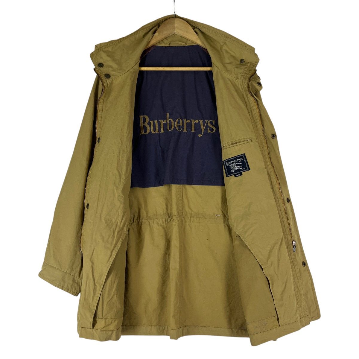 Burberry Burberrys' Trek and Travel cotton jacket beige/khaki color Size US L / EU 52-54 / 3 - 5 Thumbnail