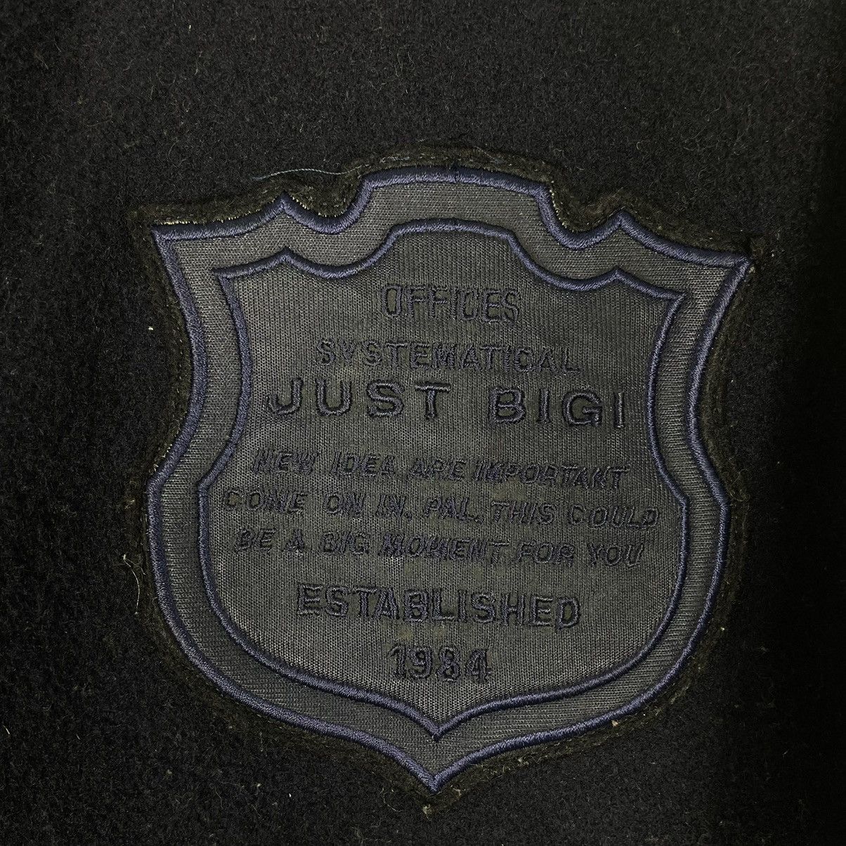 BIGI × Japanese Brand 💥90s BIGI OLD VARSITY ALL BLACK JACKET Size US L / EU 52-54 / 3 - 13 Thumbnail
