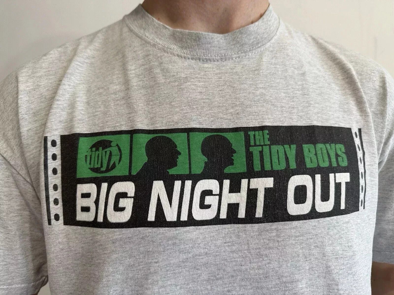 Fruit Of The Loom VINTAGE 2000s SHIRT THE TIDY BOYS BIG NIGHT DJ ELECTRONIC Size US L / EU 52-54 / 3 - 4 Thumbnail