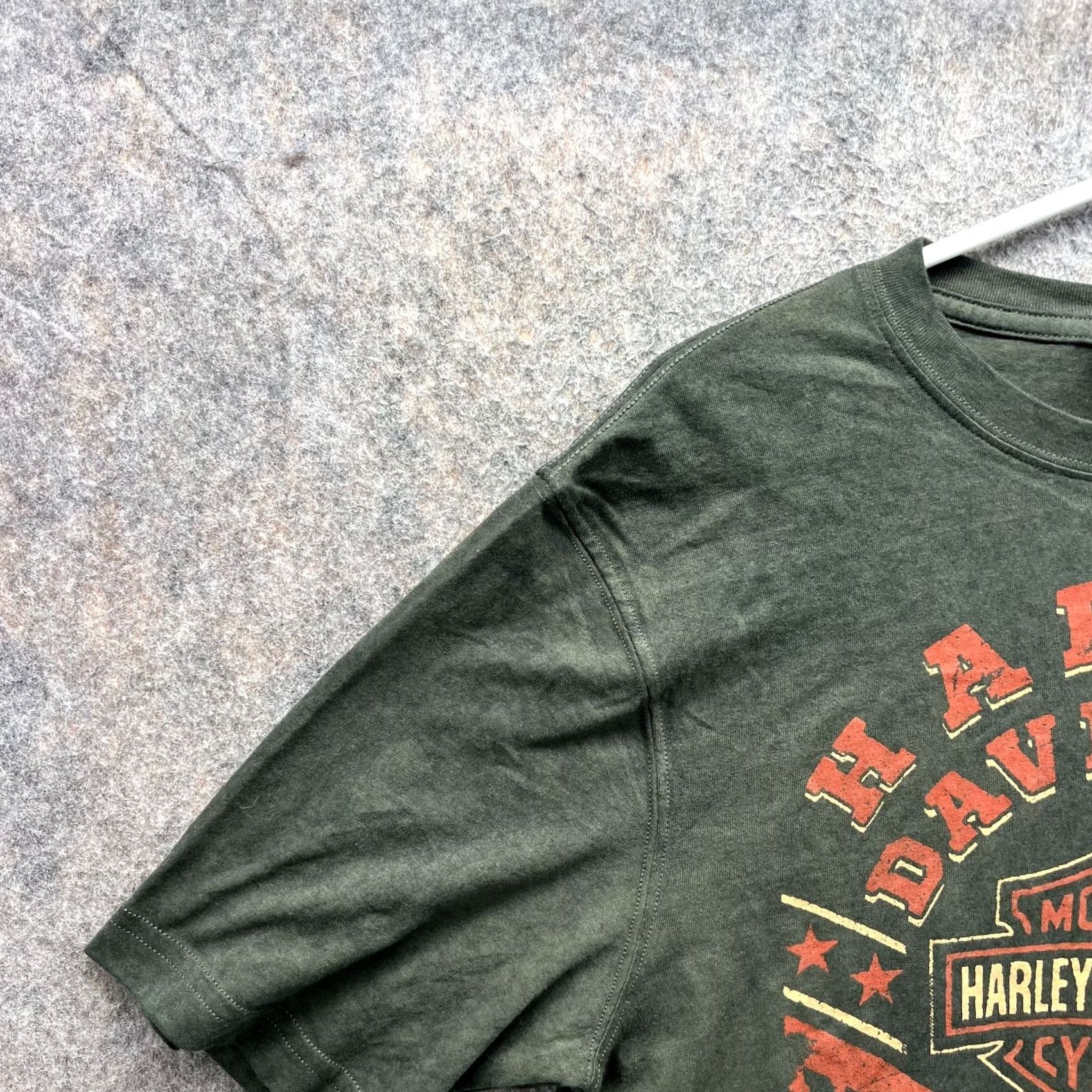 Harley Davidson Harley-Davidson Shirt Men Small Olive Green Orange Crewneck 2018 Motorcycle Vintage No Logo T-Shirt Size US S / EU 44-46 / 1 - 3 Thumbnail