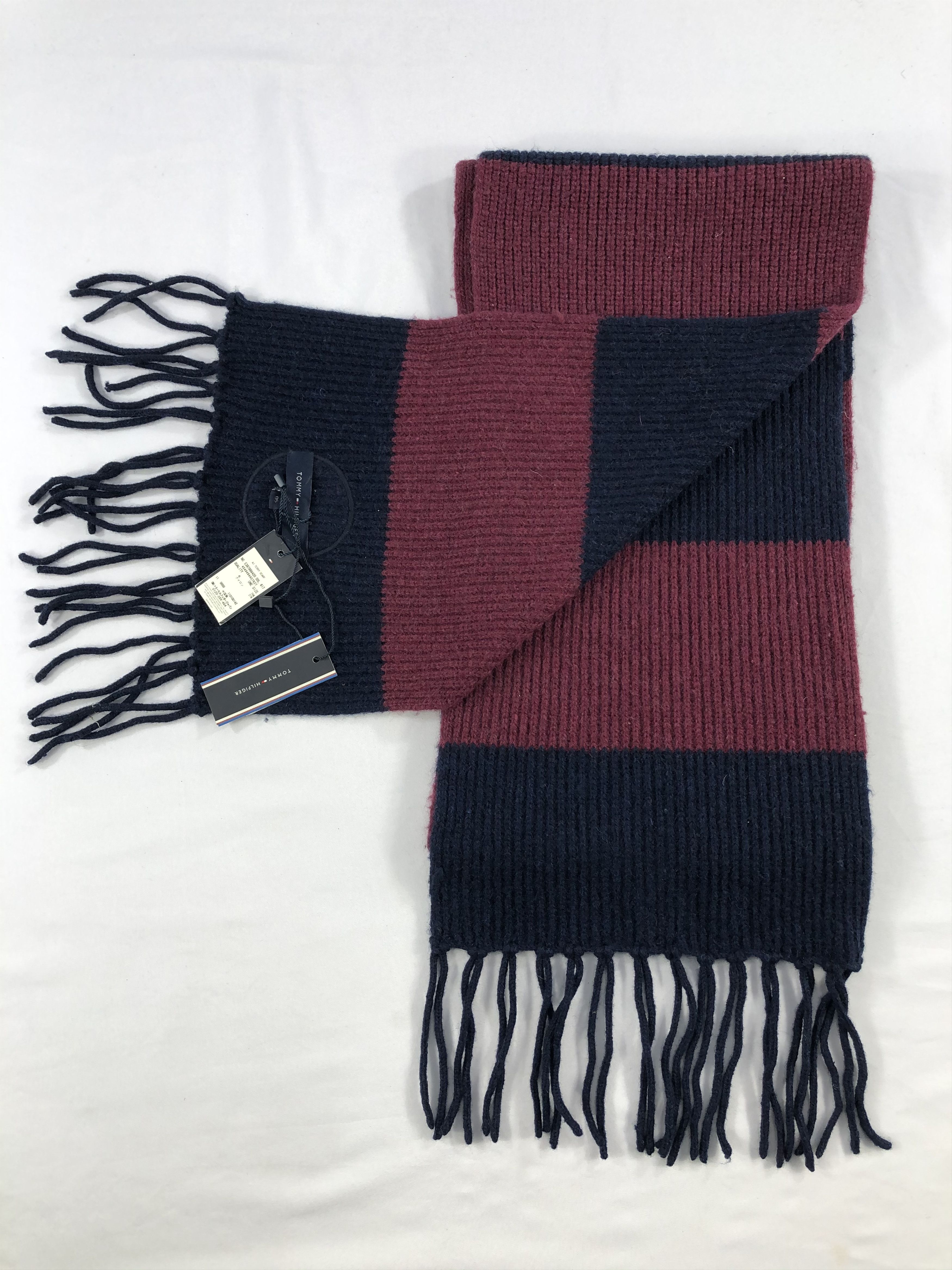 Tommy Hilfiger Vintage Tommy Hilfiger Scarf/Muffler/Neckwear MF1833 Size ONE SIZE - 4 Thumbnail