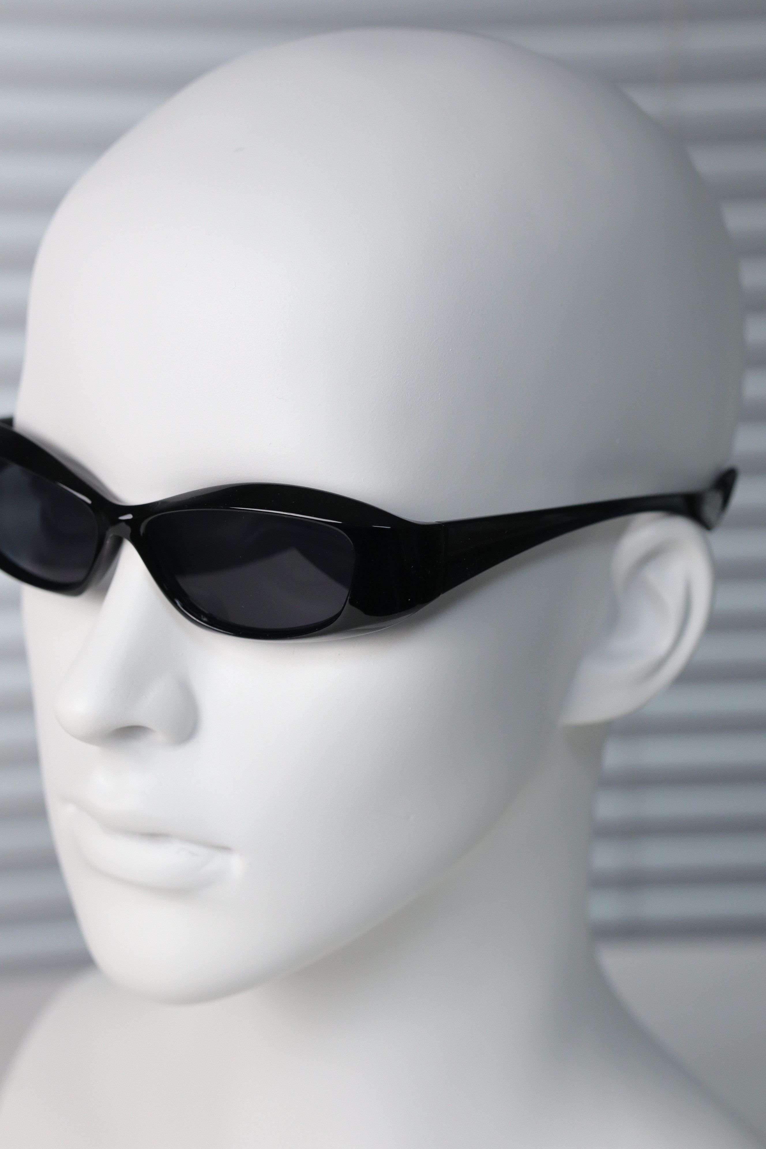Japanese Brand Rare Vtg Y2k Avant Garde Round Sunglasses Black Unisex OS Size ONE SIZE - 6 Thumbnail