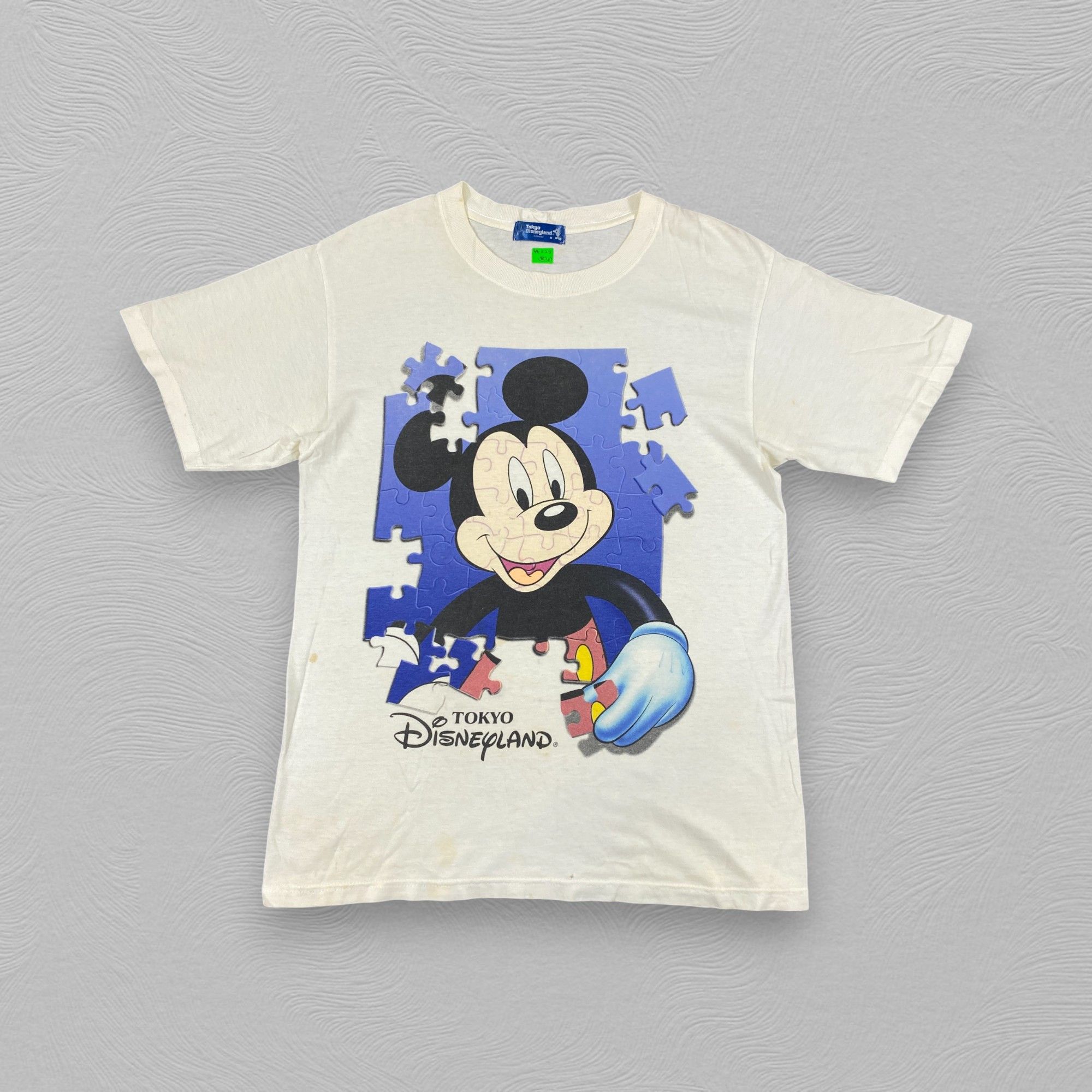Japanese Brand Vintage Mickey Mouse Tokyo Disneyland T-Shirt -B083 Size US M / EU 48-50 / 2 - 1 Thumbnail