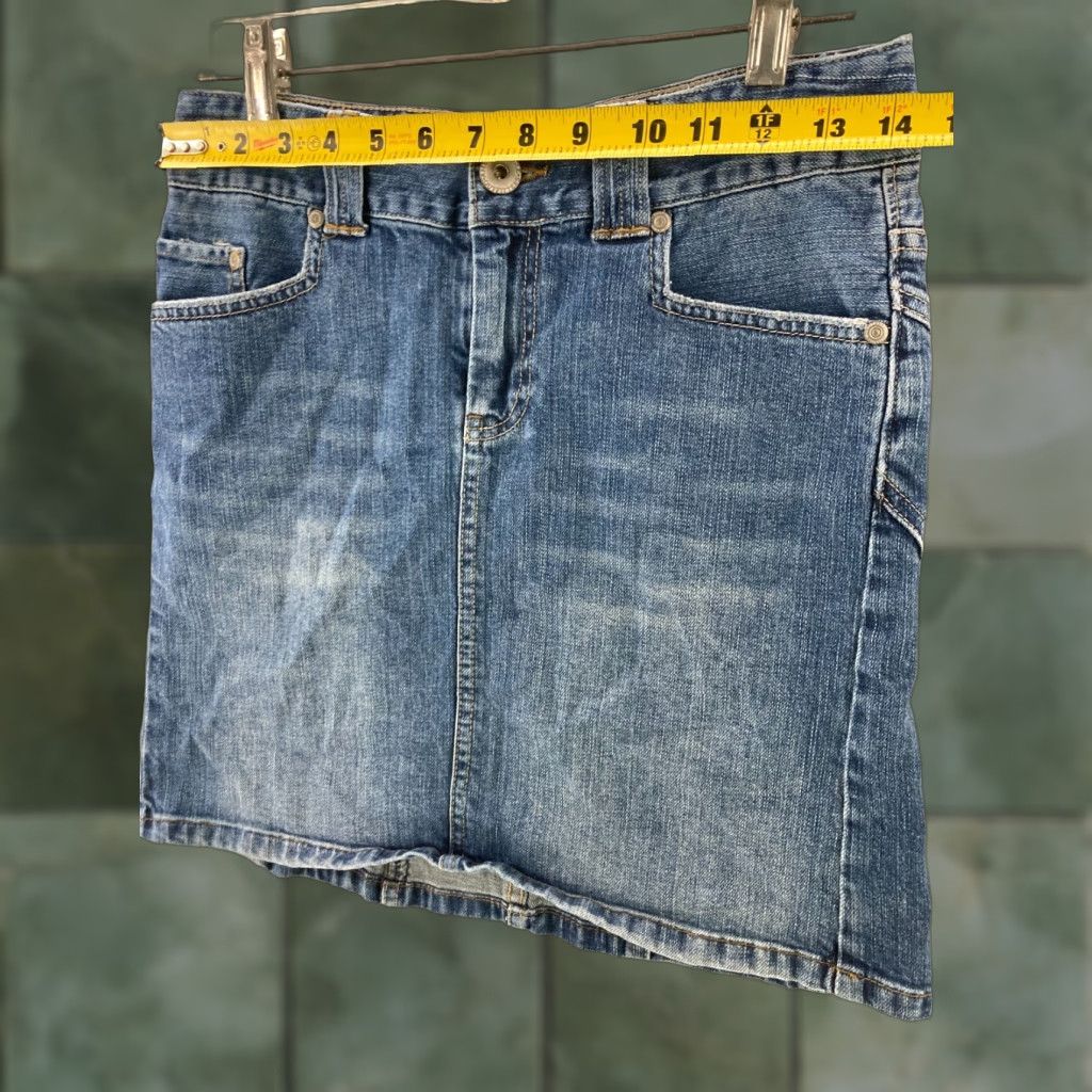 American Eagle Outfitters American Eagle Jean Skirt Womens 0 Mom Denim Stretch Size 25" / US 0 / IT 36 - 1 Thumbnail
