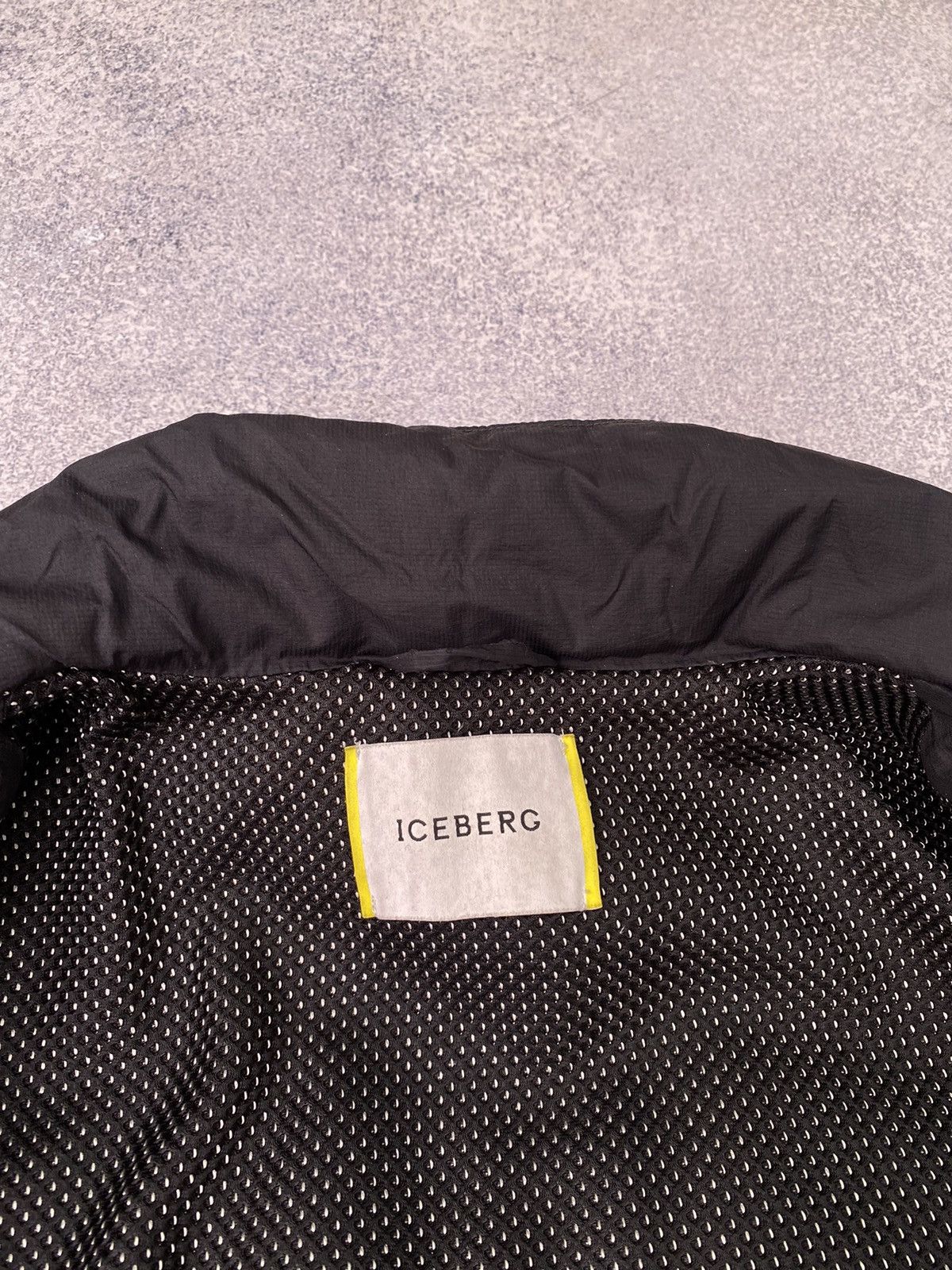 Iceberg × Vintage Vintage Iceberg Black Puffer Jacket Size US M / EU 48-50 / 2 - 10 Thumbnail