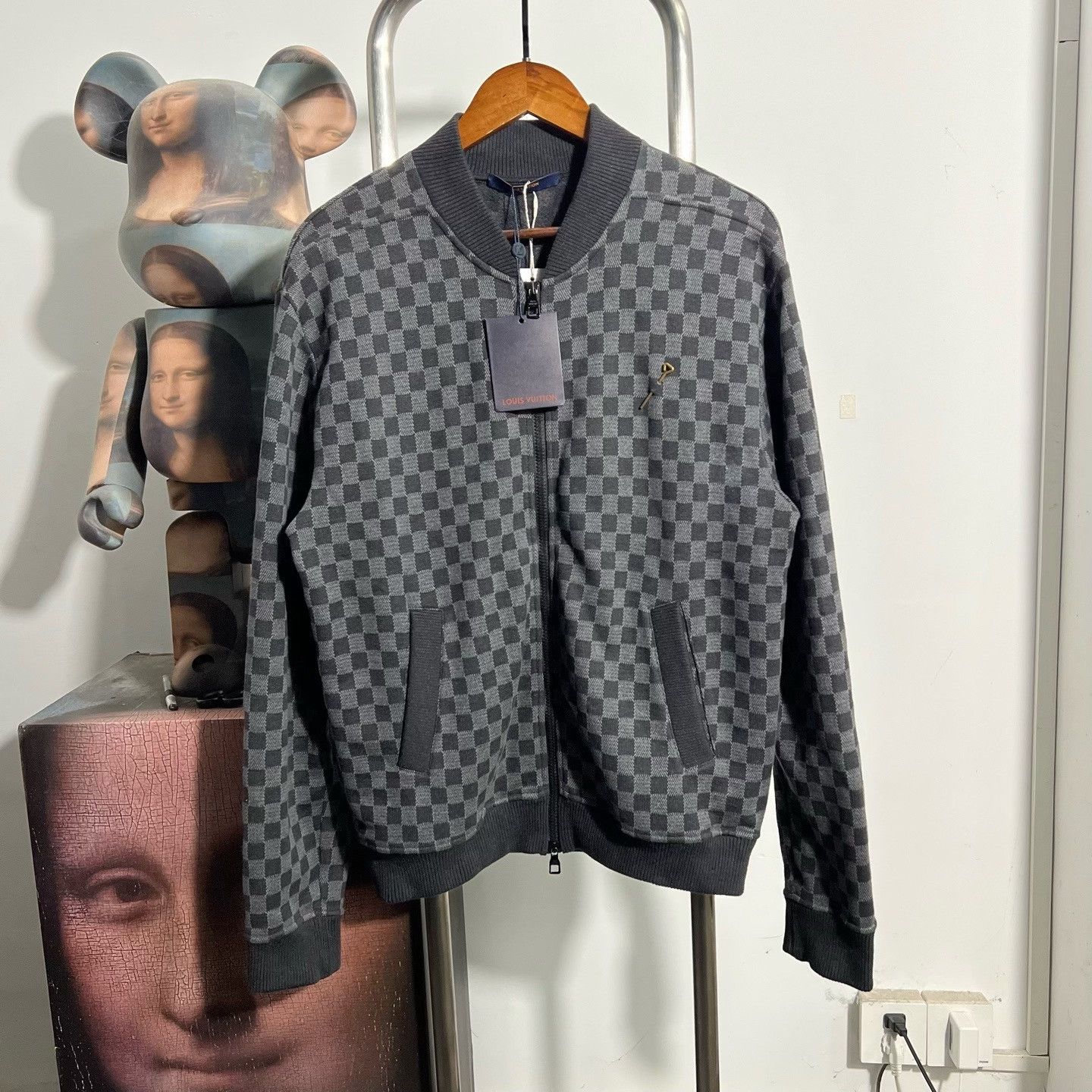 Louis Vuitton Louis Vuitton Checkered Light Jacket m Men Size US M / EU 48-50 / 2 - 1 Thumbnail