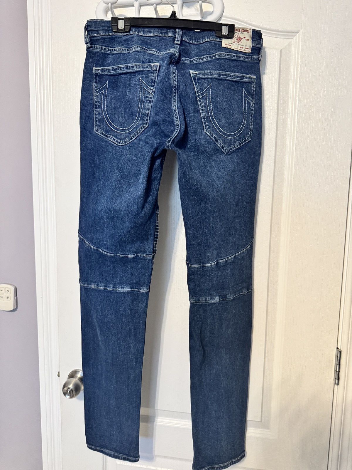 True Religion True Religion Rocco Moto Relaxed Skinny Jeans 30 Size US 30 / EU 46 - 4 Thumbnail