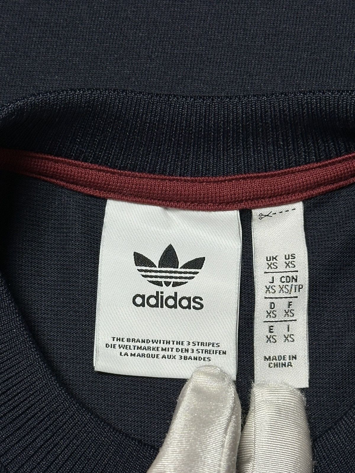 Adidas Adidas Arsenal FC 24/25 Adicolor T-Shirt Jersey Size US XS / EU 42 / 0 - 7 Thumbnail