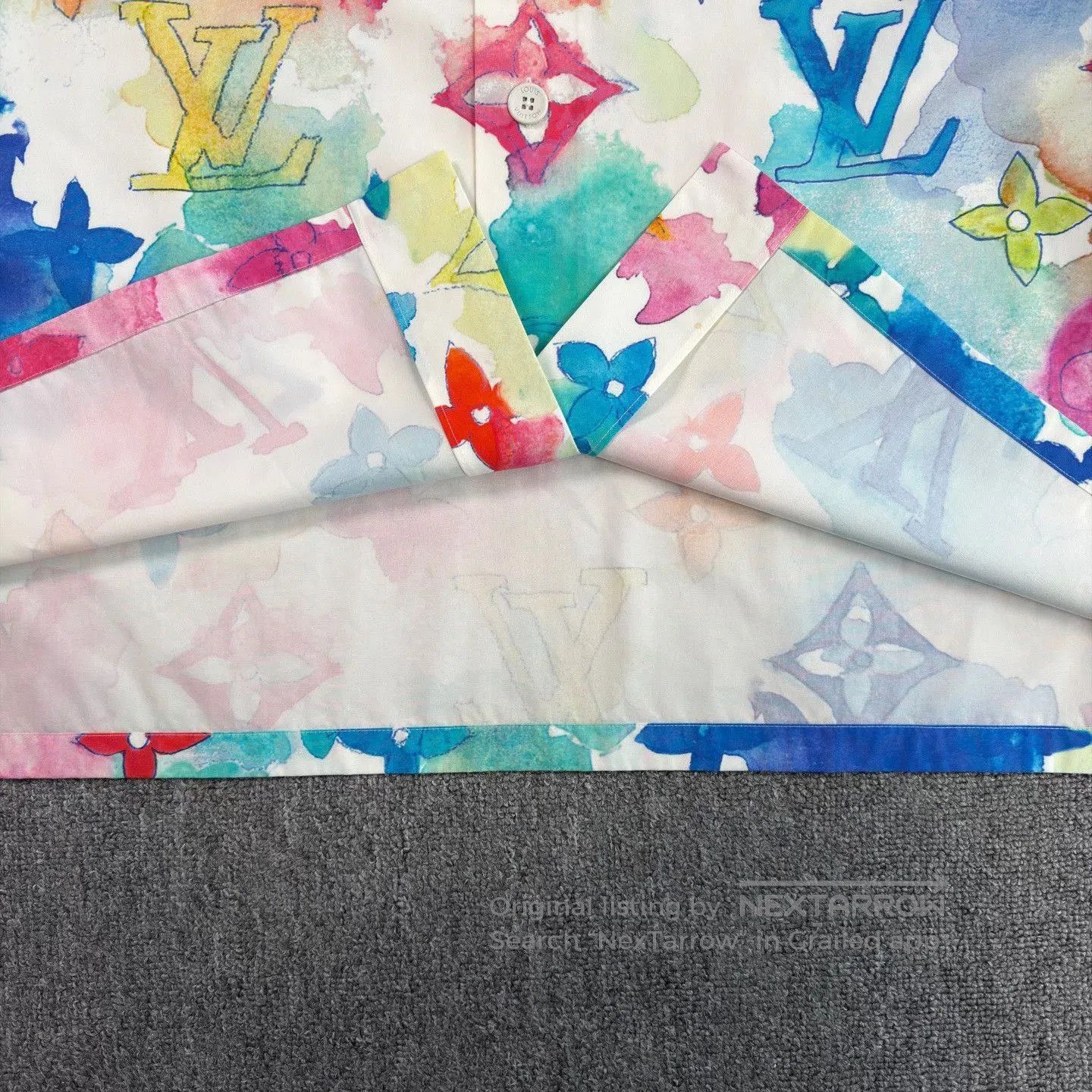 Louis Vuitton LV Watercolor Print Short Sleeve Shirt. Size US XL / EU 56 / 4 - 8 Thumbnail