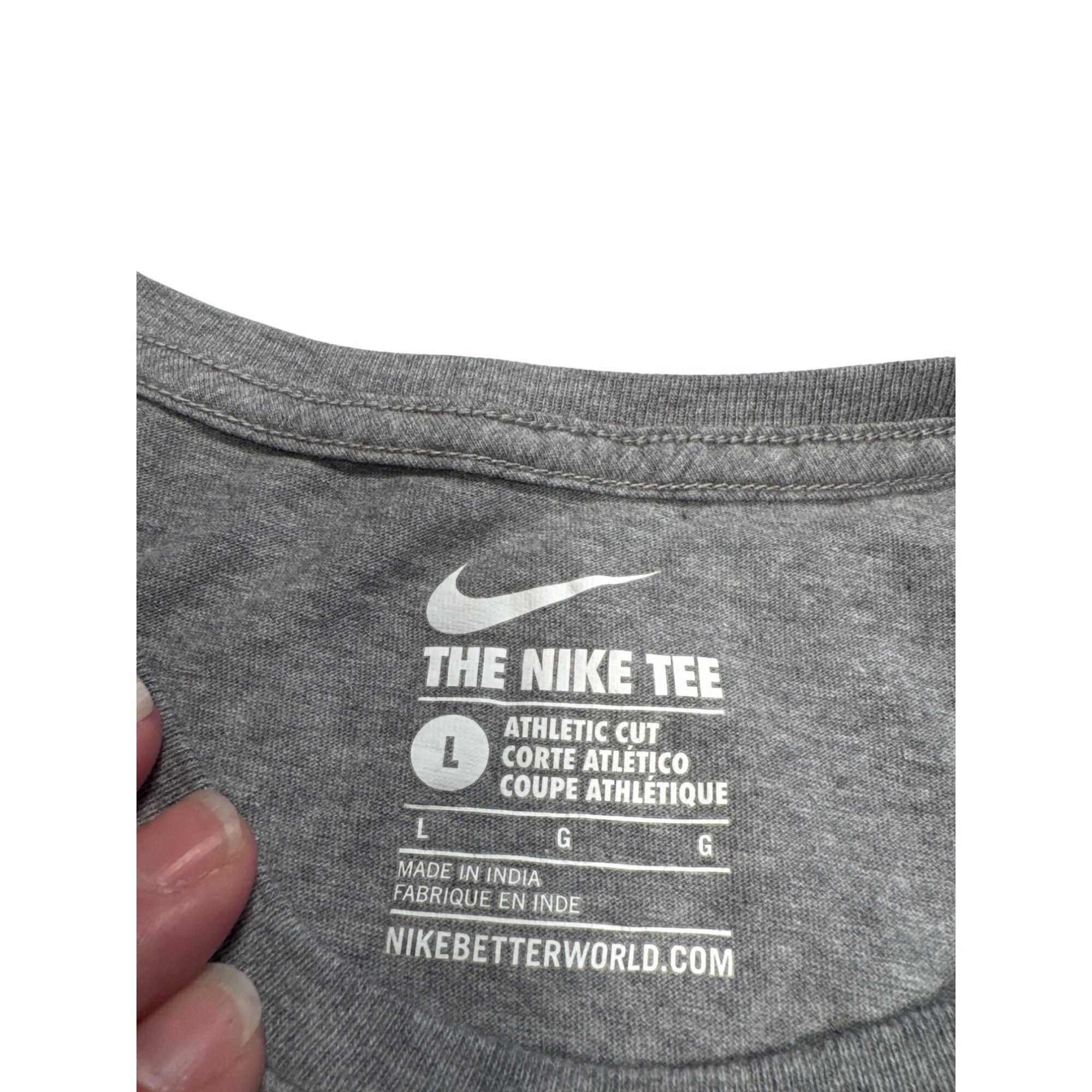 Nike Nike Mens Grey Graphic Athletic T-Shirt Size L SKU 7271 Size US L / EU 52-54 / 3 - 6 Thumbnail