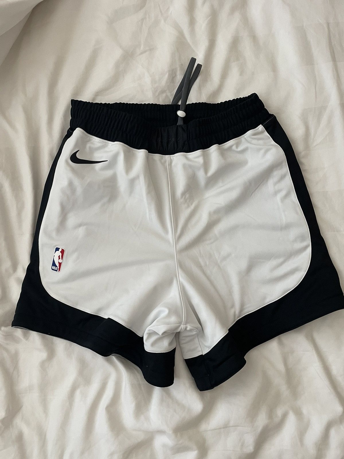 Fear of God × Nike Fear of God x Nike - Reversible Shorts Size US 29 - 10 Thumbnail