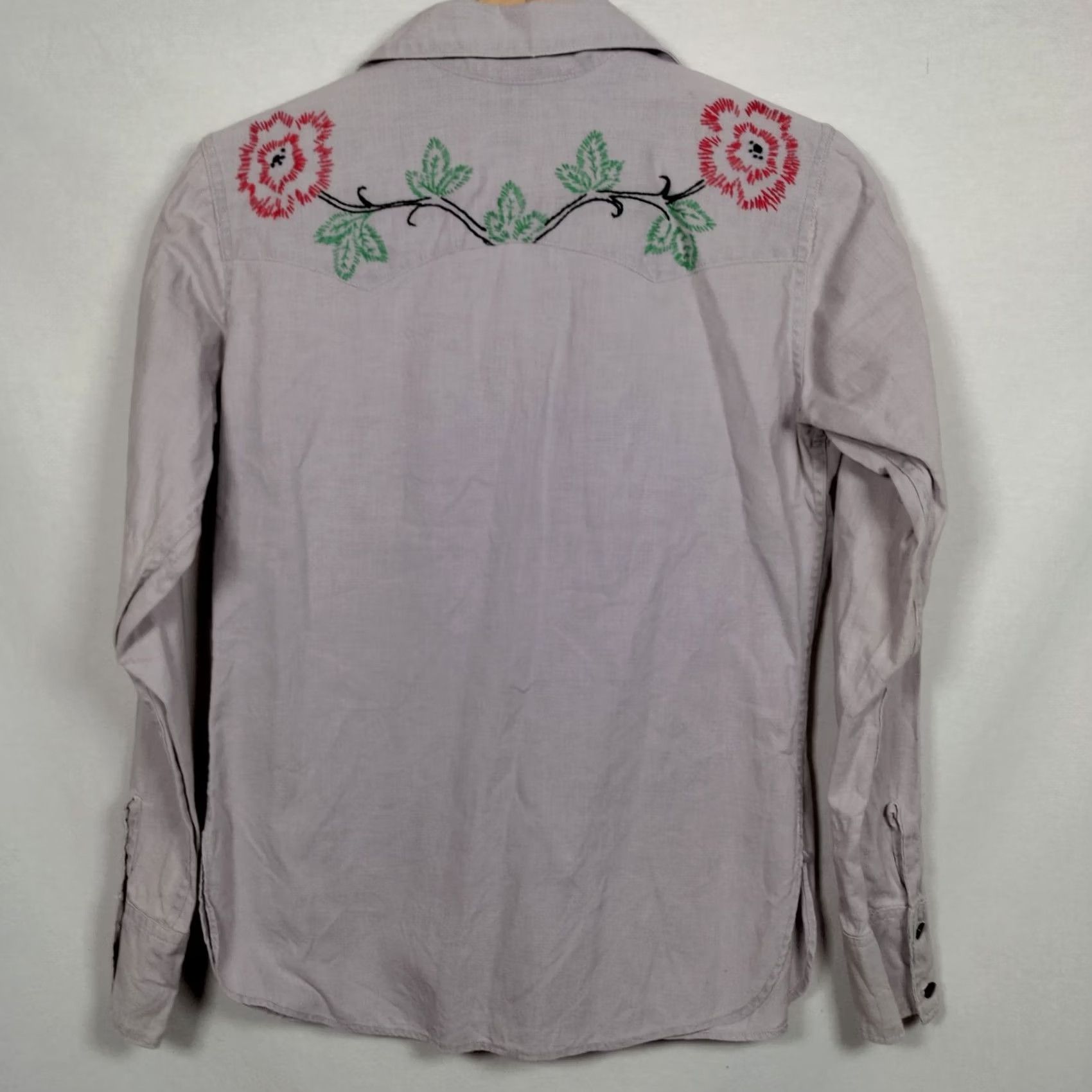 Vintage VINTAGE Handmade Shirt Womens S Gray Hand Embroidered Western Women Linen Rodeo Red Poppy Size S / US 4 / IT 40 - 4 Thumbnail