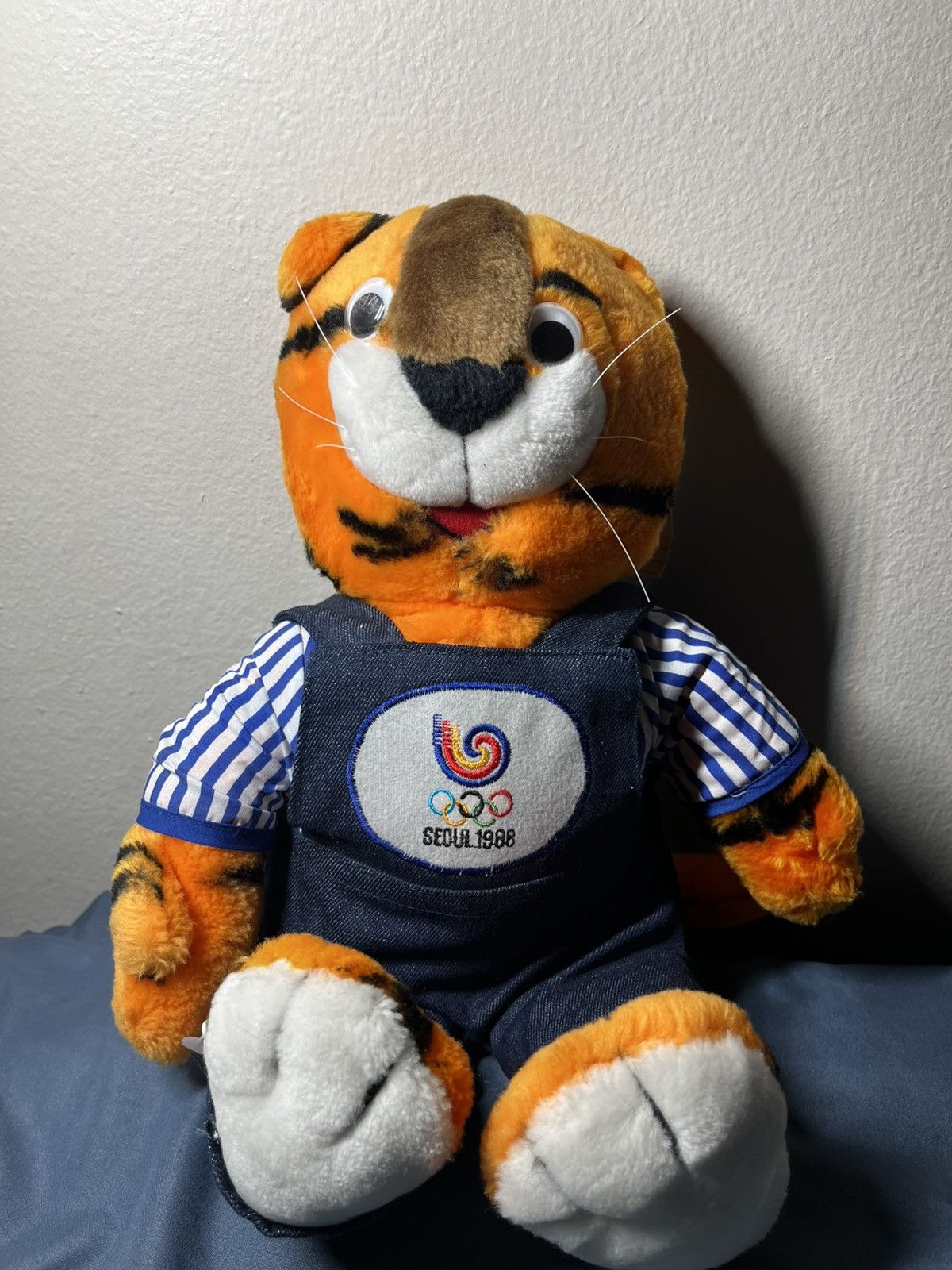 USA Olympics Official Mascot Tiger Seoul 1988 Olympics South Korea Games Size ONE SIZE - 1 Thumbnail