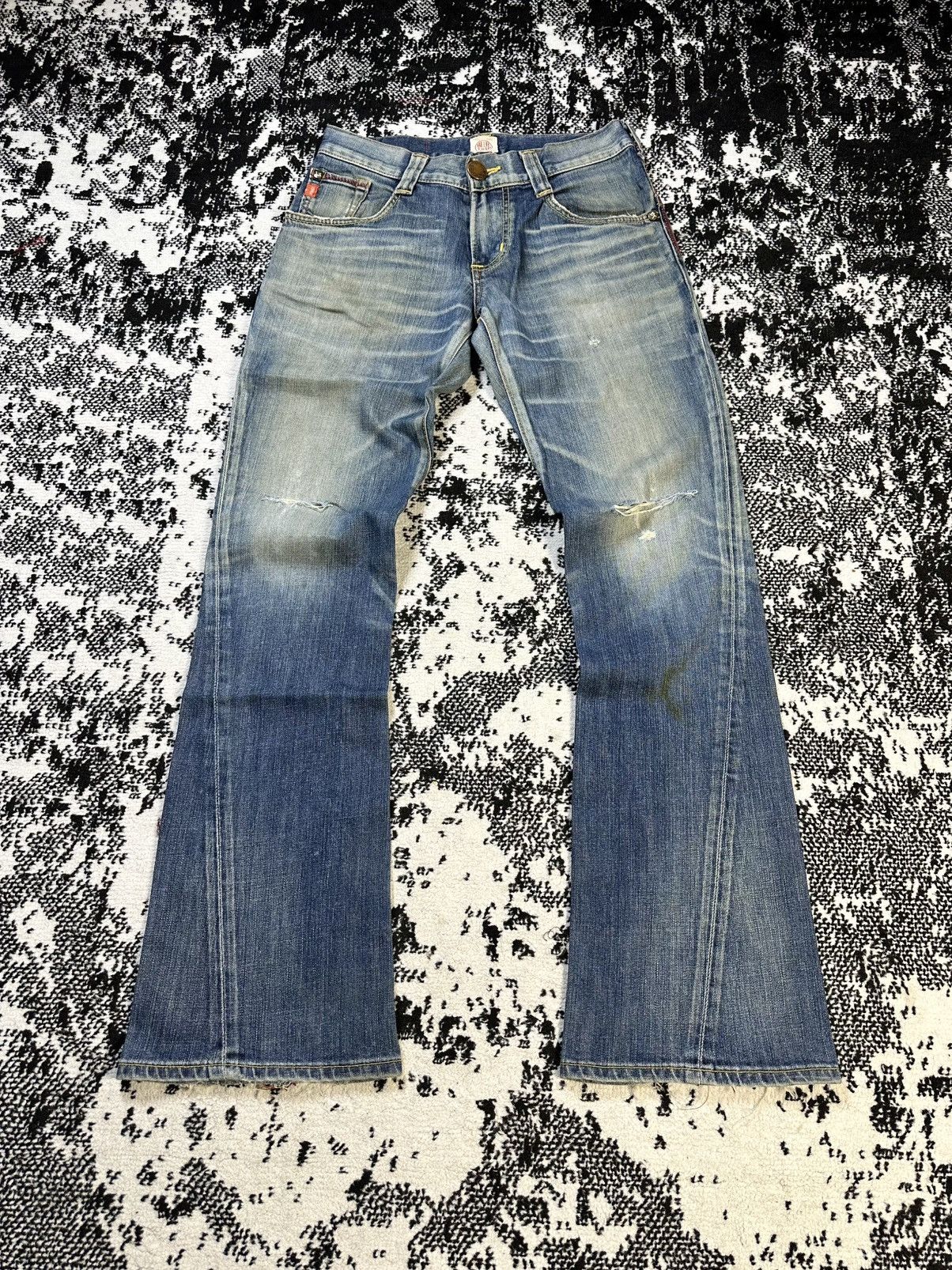Edwin Flare Edwin Bucke Back Blue Trip Mud Wash Denim 30X32 Size US 30 / EU 46 - 1 Thumbnail