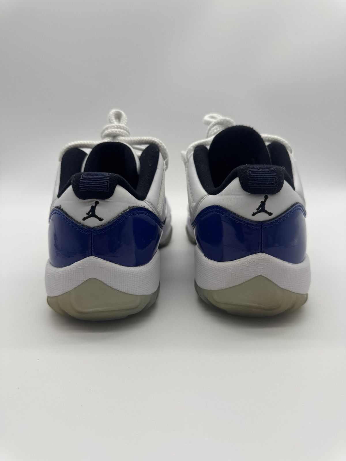 Jordan Brand × Nike Nike Air Jordan 11 Low Concord Sketch Women’s 7 | Youth 5.5 Size US 7 / IT 37 - 5 Thumbnail