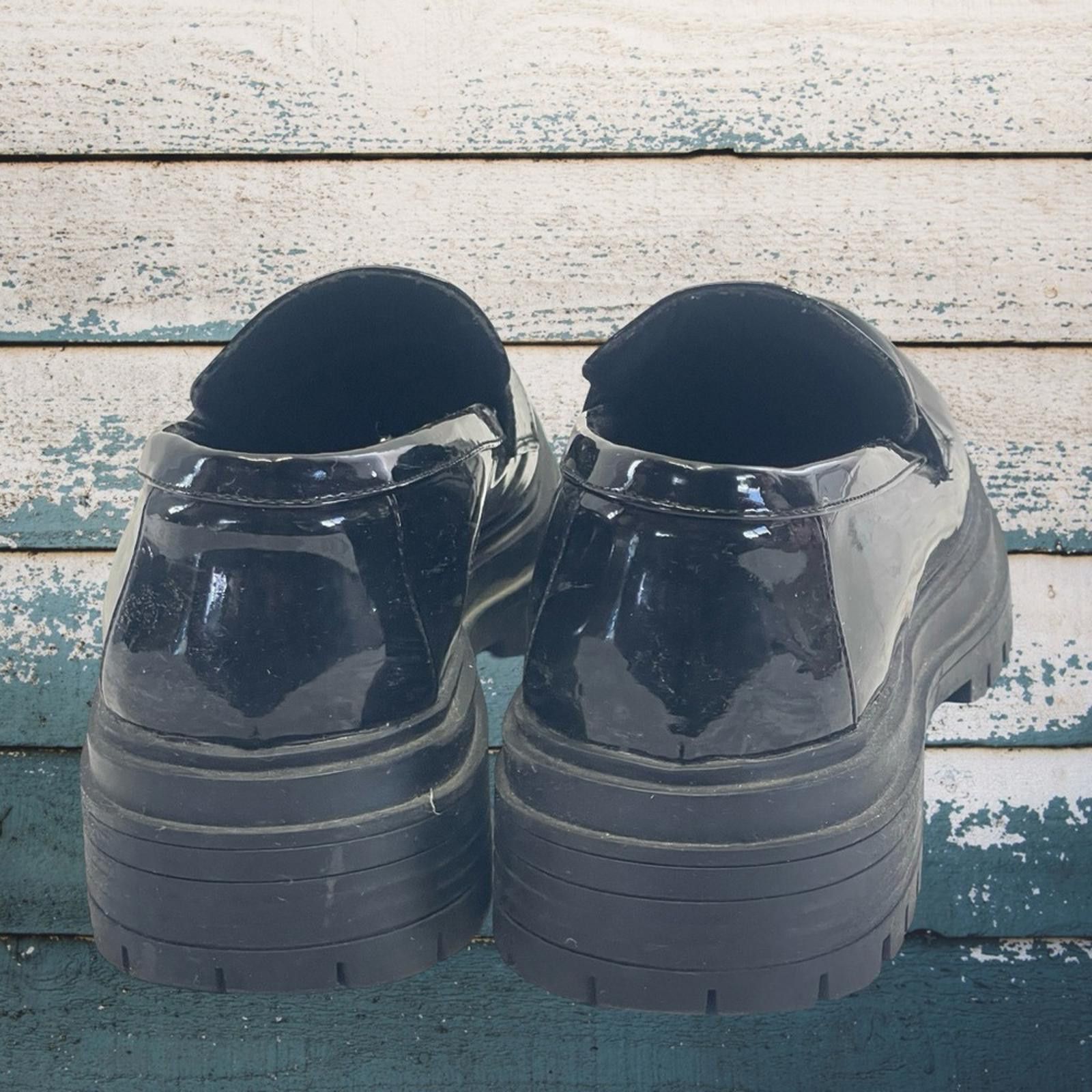 NBDN Nobrandedon Size 6 Shiny Black Loafers Size US 6 / IT 36 - 2 Thumbnail