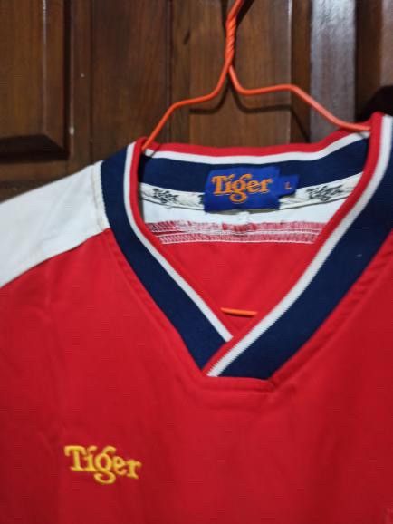 Vintage jersey singapore tiger cup 2003 Size US L / EU 52-54 / 3 - 2 Thumbnail