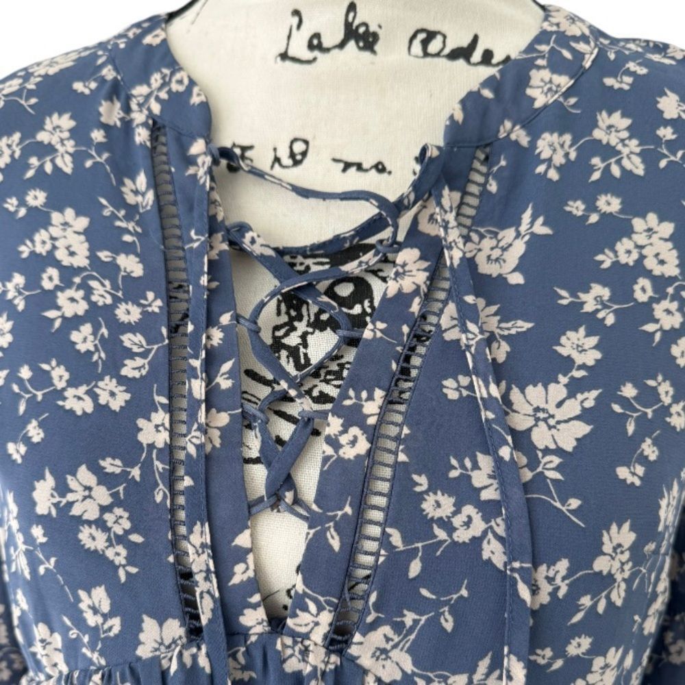 Forever 21 Forever 21 SZ S blue floral long sleeve flowy dress Size S / US 4 / IT 40 - 5 Thumbnail