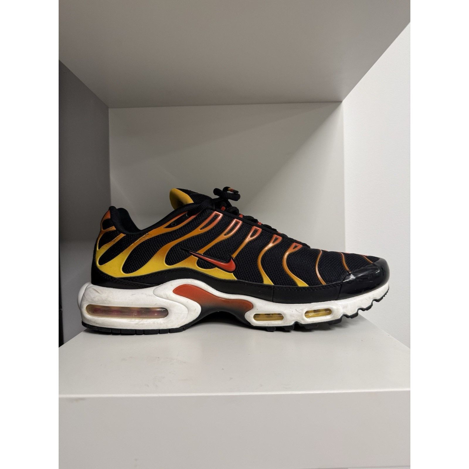 Nike Nike Air Max Plus TN Reverse Sunset Shoes Black Orange Shoes Size US 13 / EU 46 - 6 Thumbnail