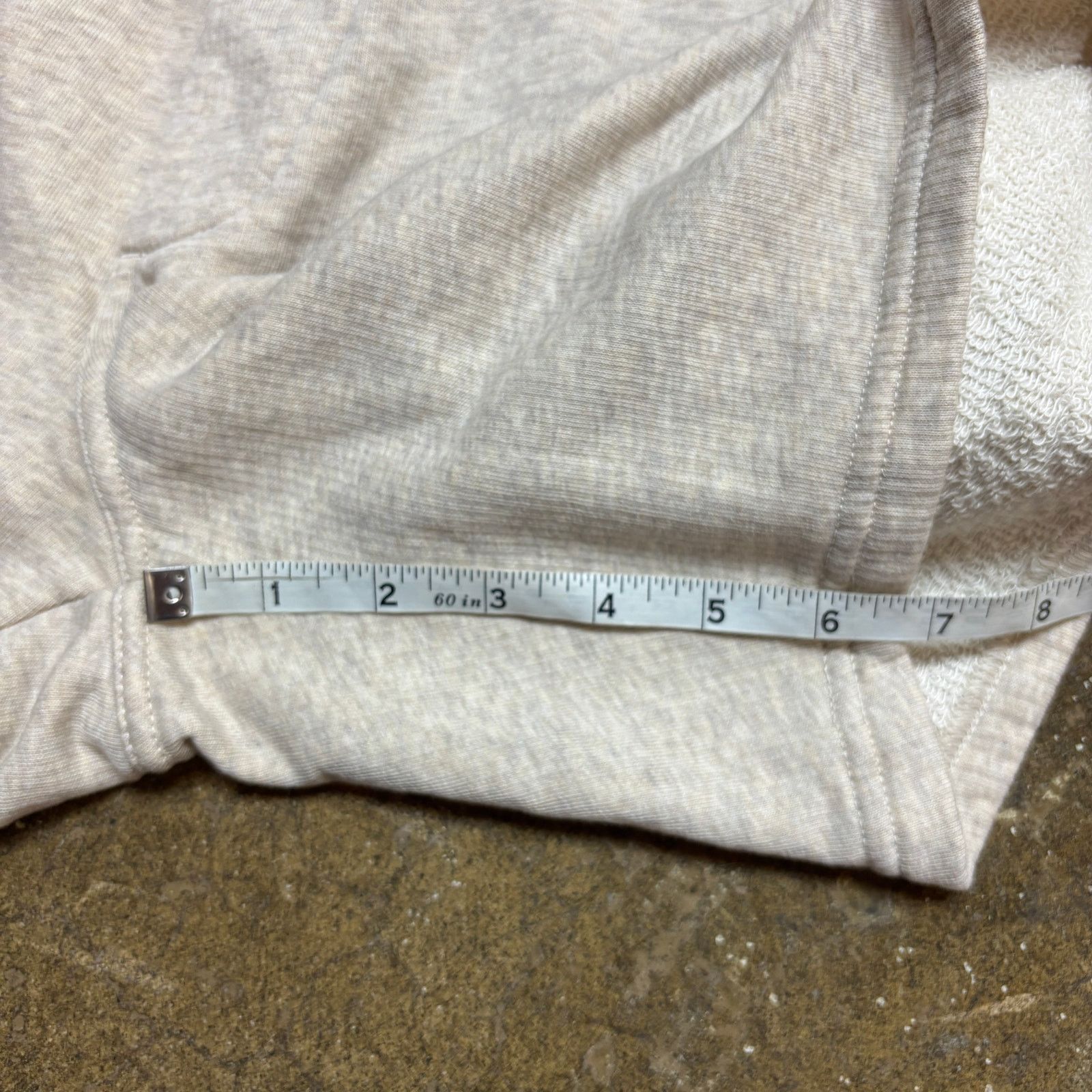 Patagonia NWT Patagonia Mahnya Fleece Shorts in Pumice Men's XS Size US 29 - 7 Thumbnail