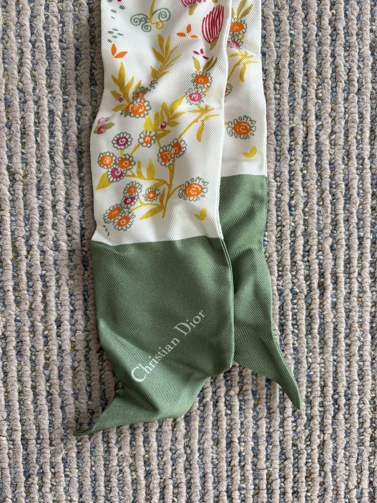 Dior Silk Floral Mitzah Size ONE SIZE - 2 Thumbnail