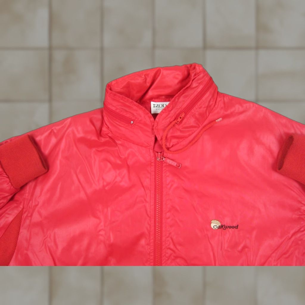 Izod VINTAGE Izod Jacket Mens M Red Bomber Full Zip Nylon 90s Oakwood Golf Front Logo Casual Mens Size US M / EU 48-50 / 2 - 1 Thumbnail