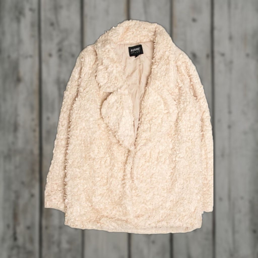 Vintage Vintage Ecru Faux Fur Coat Small Audry 3Plus1 User: Vintage Ecru Faux Fur Coat Small Audry 3Plus1 Size S / US 4 / IT 40 - 1 Thumbnail