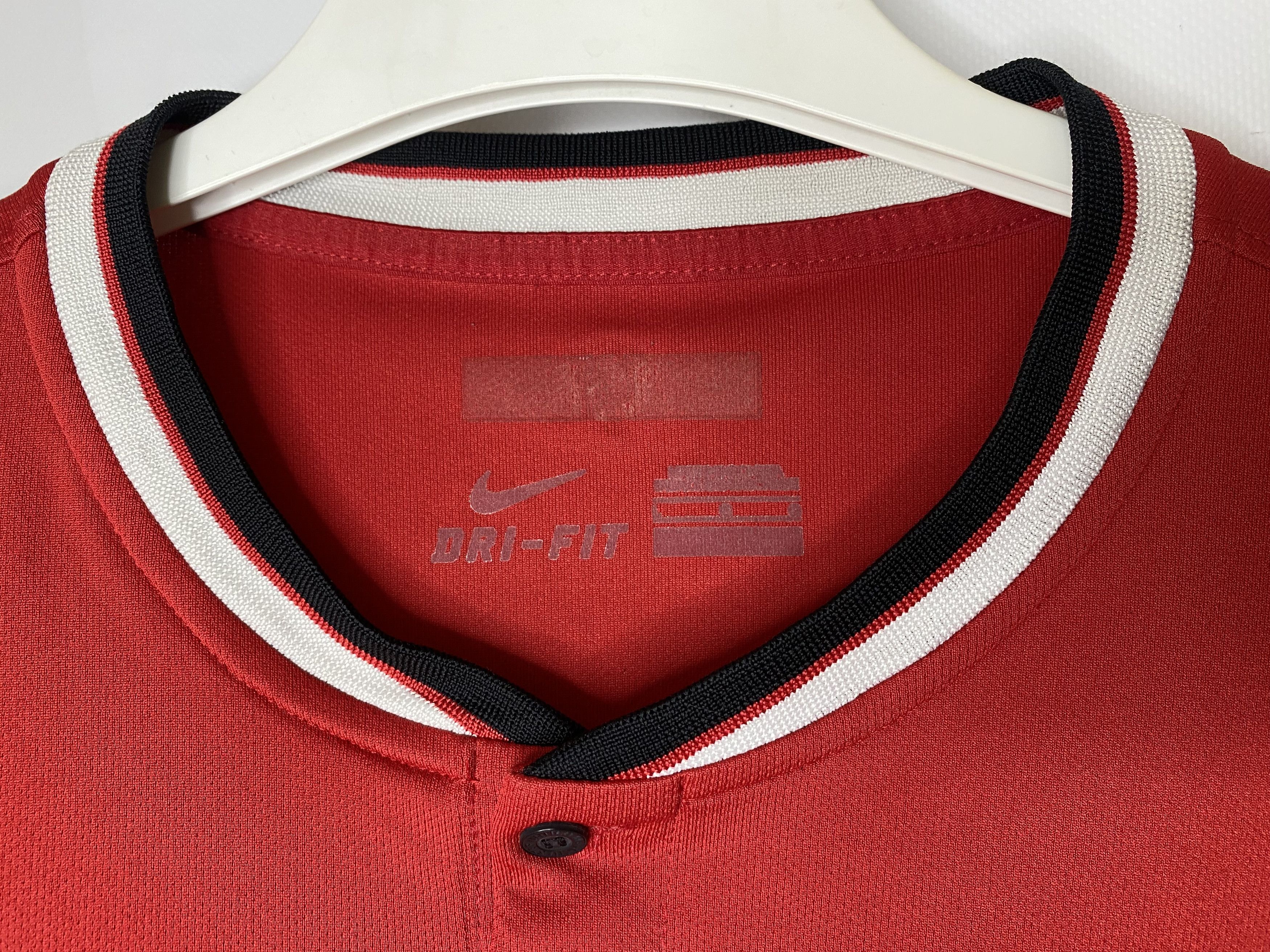Nike MANCHESTER UNITED 2014-15 HOME FOOTBALL SHIRT SOCCER JERSEY Size US L / EU 52-54 / 3 - 5 Thumbnail