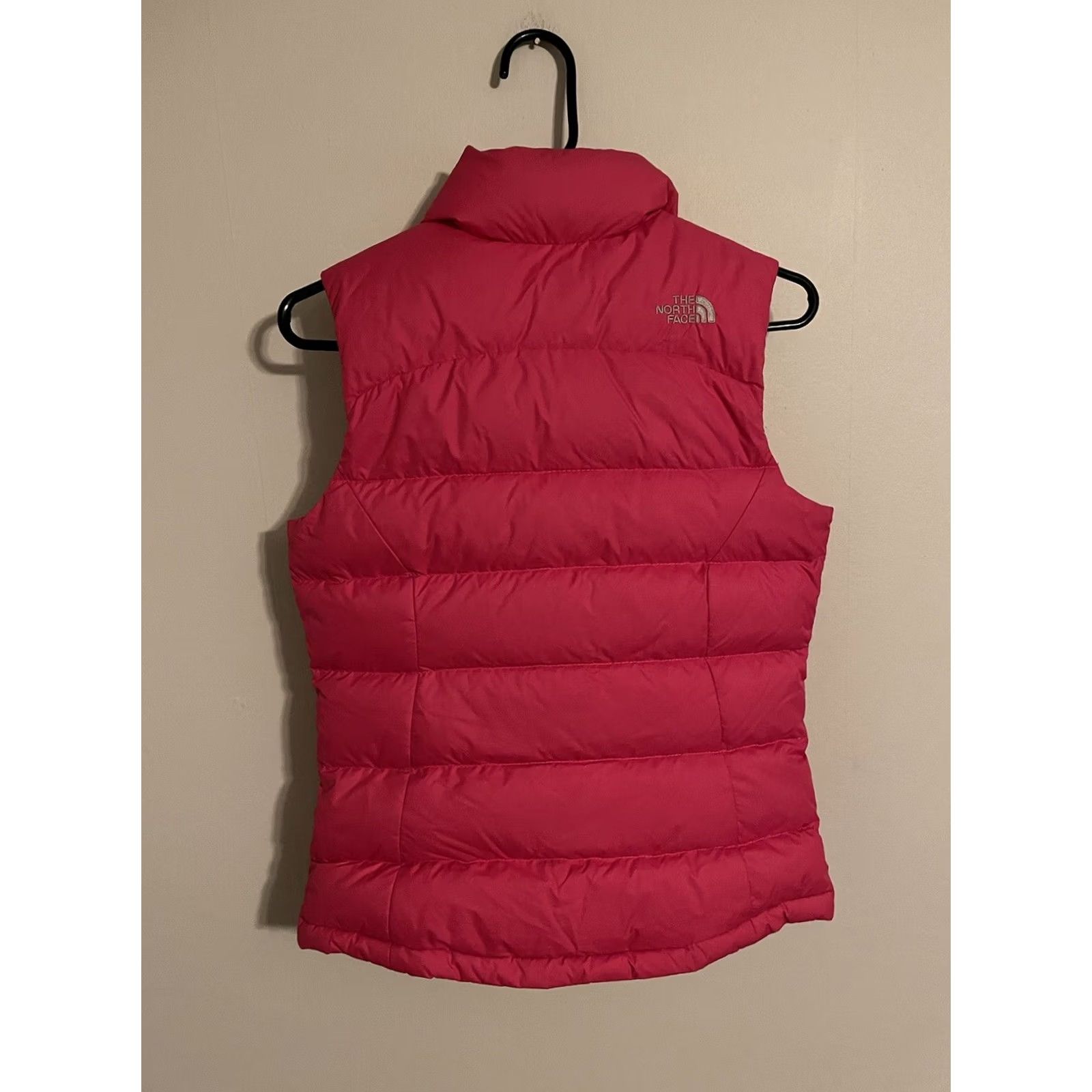 The North Face VINTAGE The North Face 700 Fill Goose Down Puffer Pink Insulated Vest Jacket Womens XS Size XS / US 0-2 / IT 36-38 - 3 Thumbnail