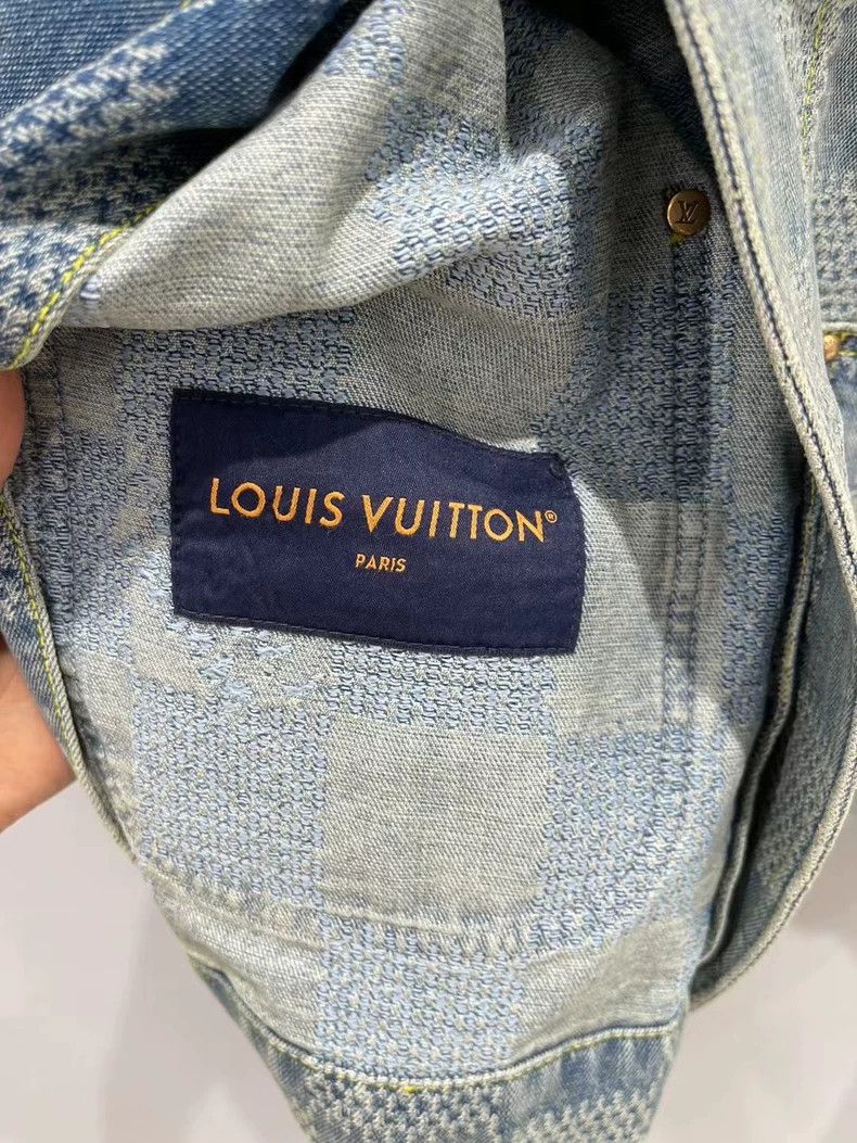 Louis Vuitton Louis Vuitton Faye Tung checkerboard pearl denim jacket 250 Size US S / EU 44-46 / 1 - 7 Thumbnail