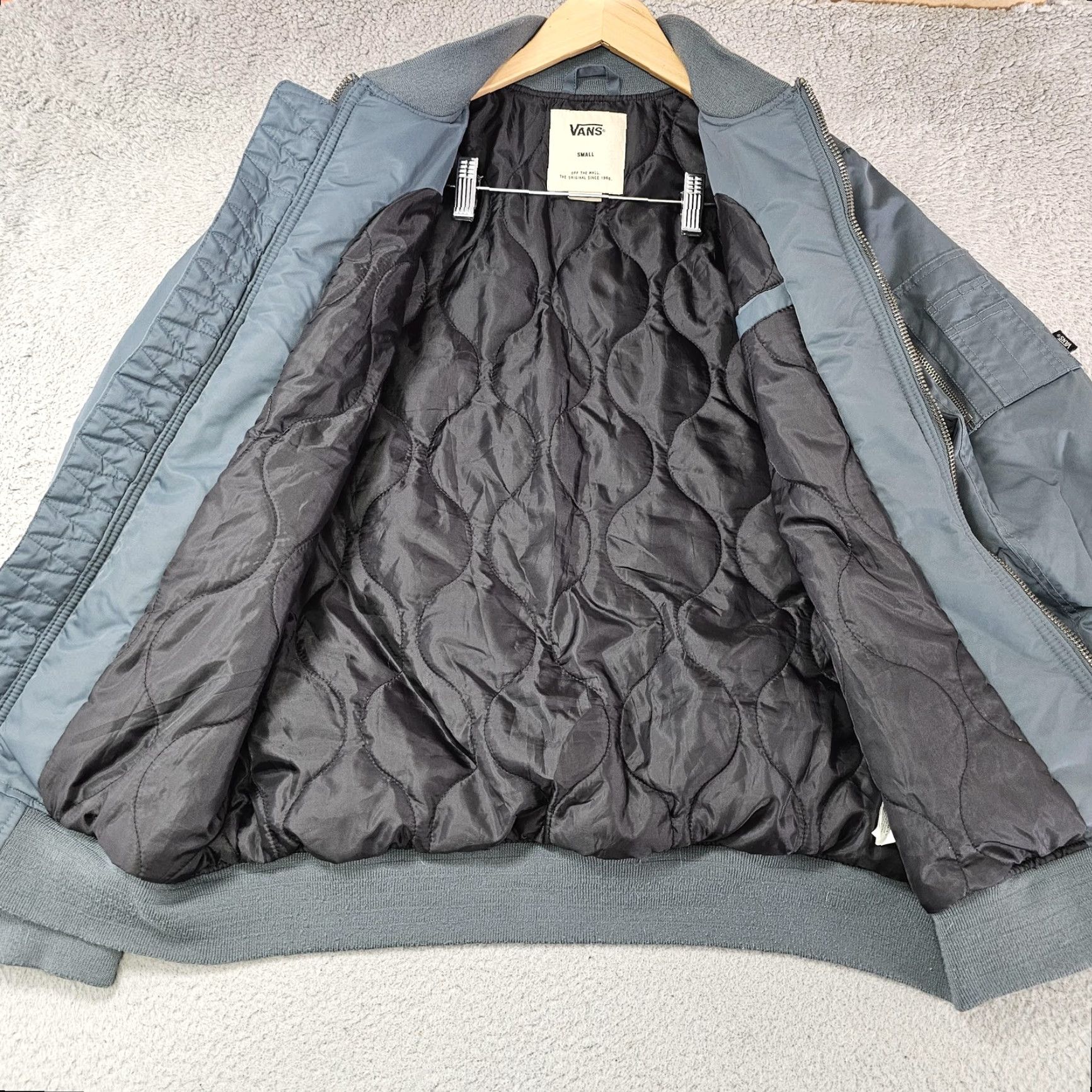 Vans VANS Jacket Bomber MA-1 Slim Slate Blue/Gray Zip Pocket Quilted Lined Men's Small Size US S / EU 44-46 / 1 - 4 Thumbnail