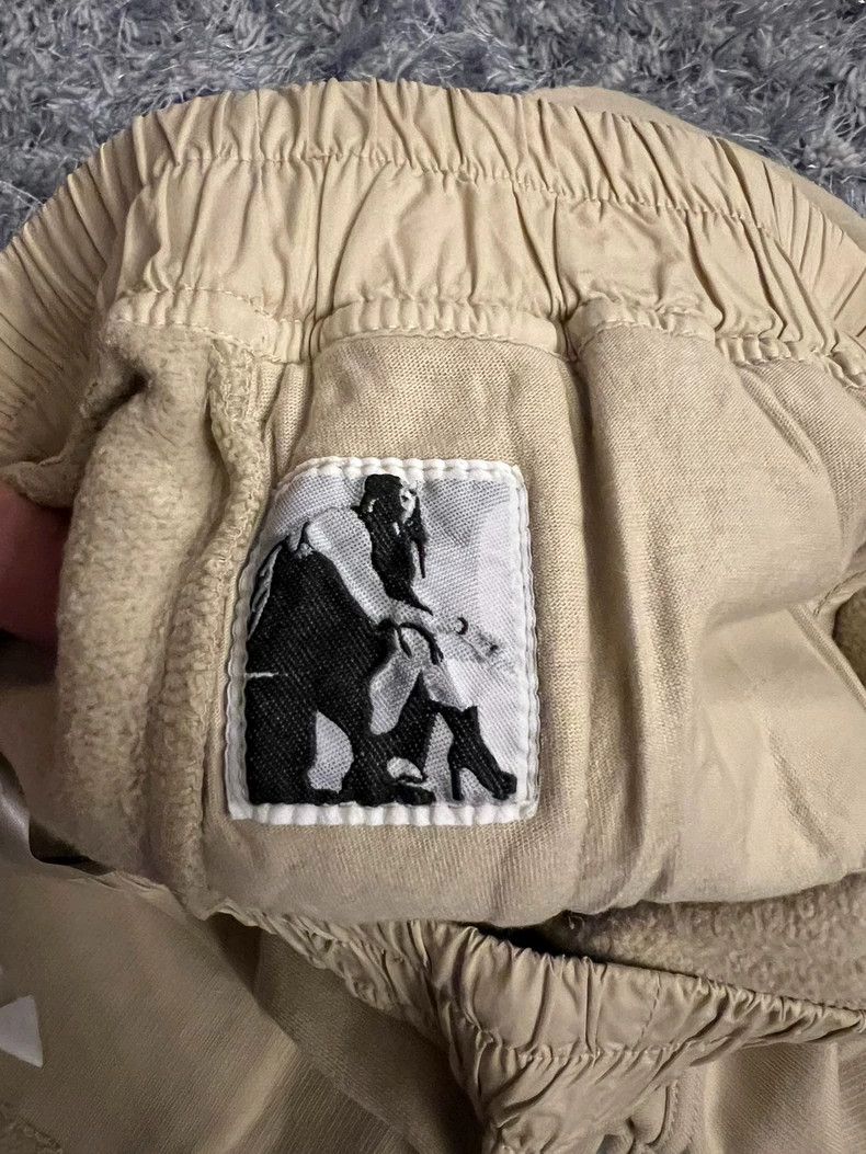 Rick Owens Rick Owens size m Ivory shorts Size US 28 / EU 44 - 6 Thumbnail