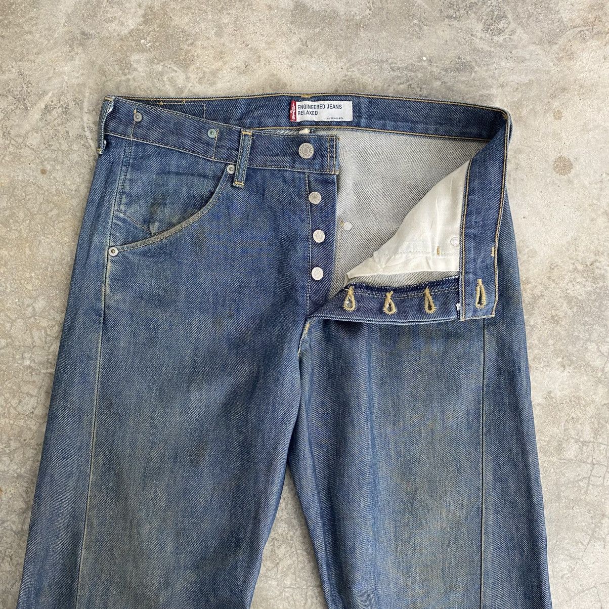 Levi's Vintage Levis Engineered Twisted Leg Relaxed Denim Jeans Size US 33 - 6 Thumbnail