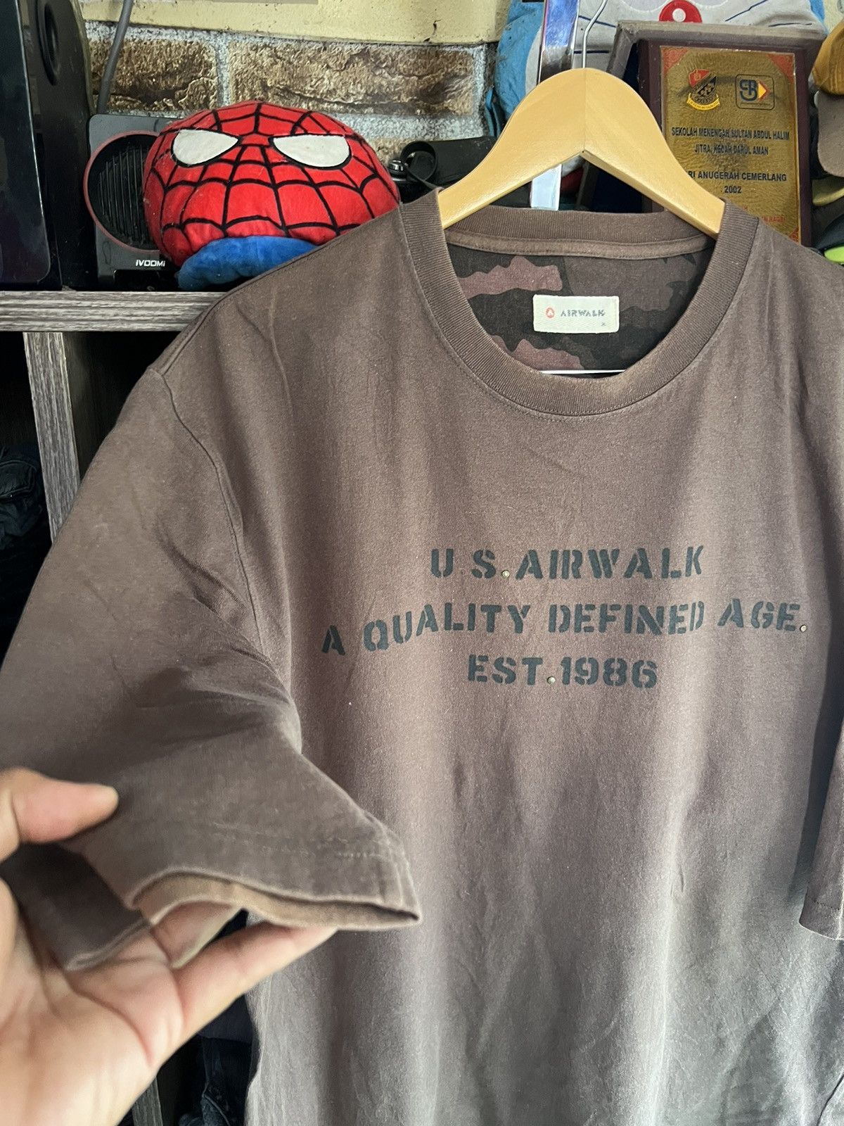 Airwalk 🔥US Airwalk Military Style Tee Size US L / EU 52-54 / 3 - 5 Thumbnail