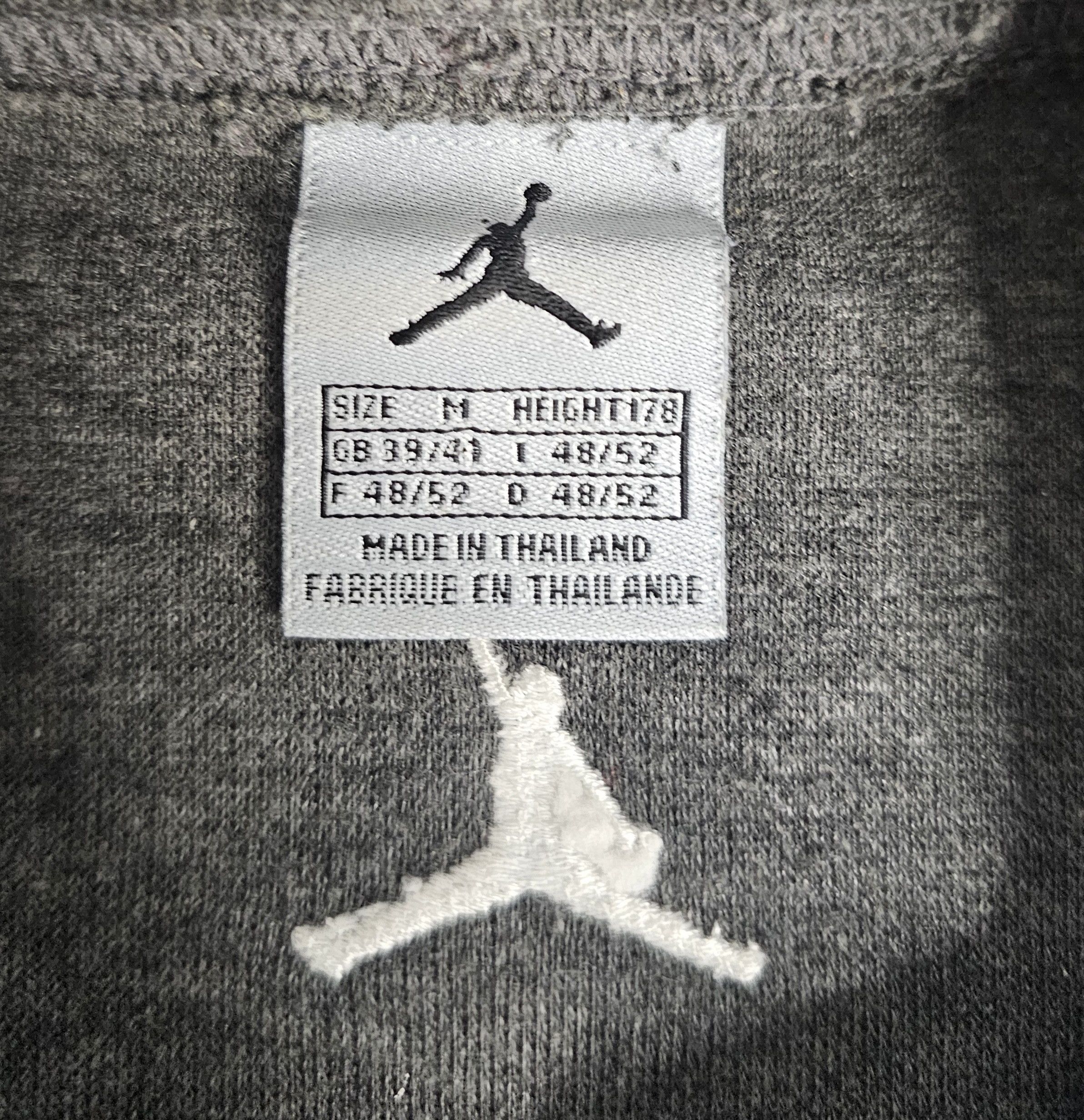 Jordan Brand Jordan sweatshirt, size L/XL, large embroidery mj big print Size US L / EU 52-54 / 3 - 6 Thumbnail