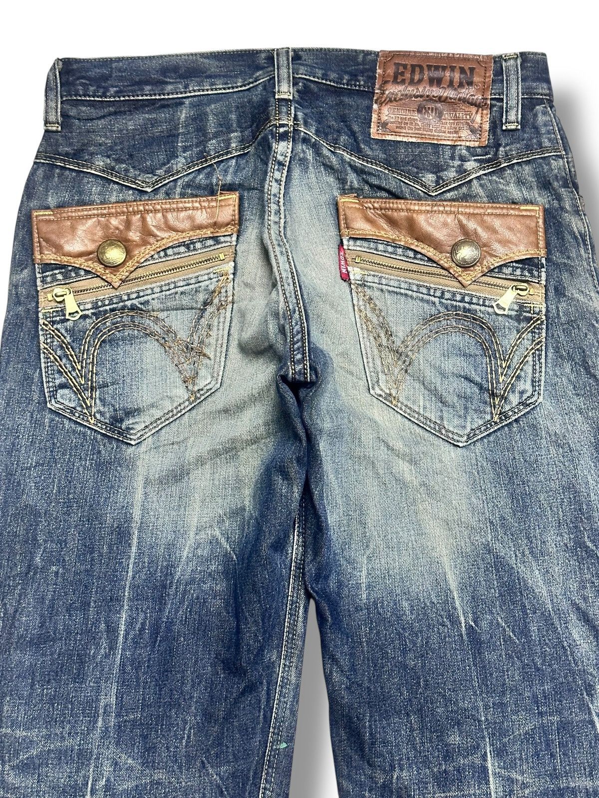 Edwin Edwin Exclusive Vintage Baggy Loose Distressed & Faded Wash Size US 34 / EU 50 - 5 Thumbnail