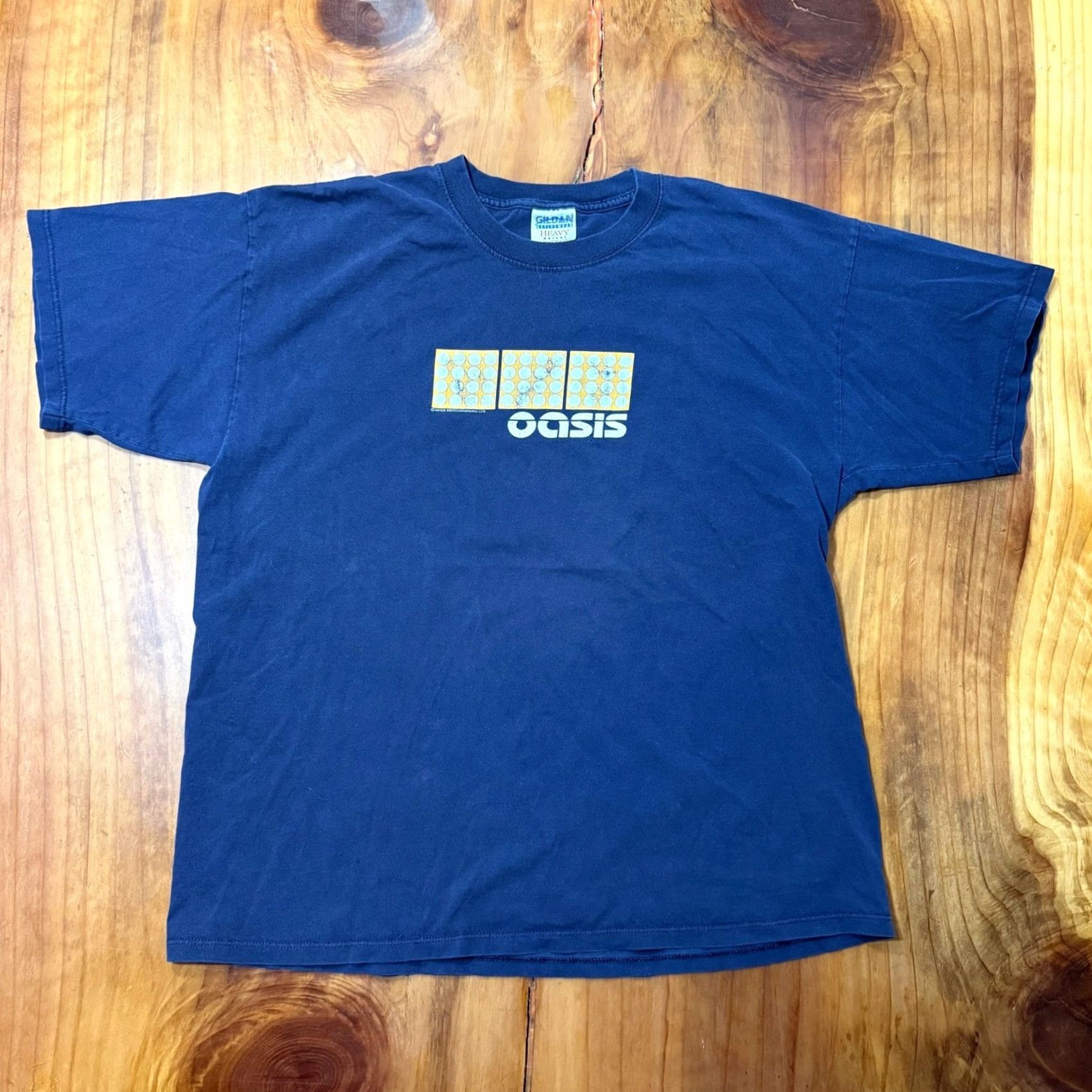Gildan VINTAGE Oasis Gildan T-Shirt Navy XL 1999 200 Tour Band Tee Cotton Short Sleeve Mens Grunge Graphic 1990s Size US XL / EU 56 / 4 - 2 Thumbnail