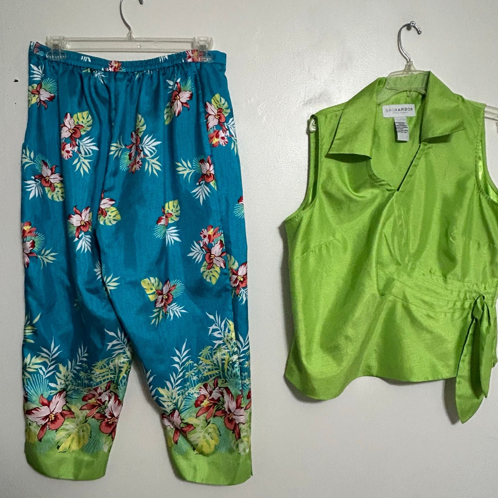 Other Sag Harbor Tropical Floral Capri Two Piece Set Lime Top 16W Size 38" / US 16 / IT 52 - 1 Thumbnail